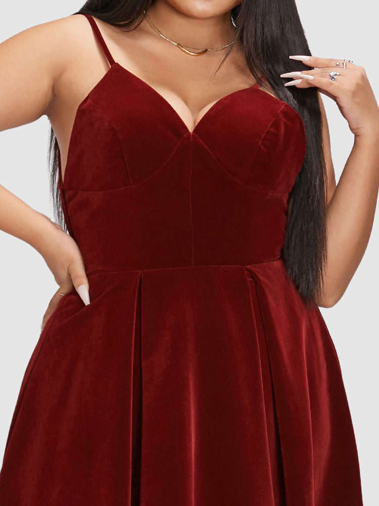 Solid Velvet Backless Flare Hem Dress