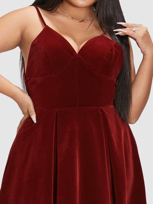 Solid Velvet Backless Flare Hem Dress