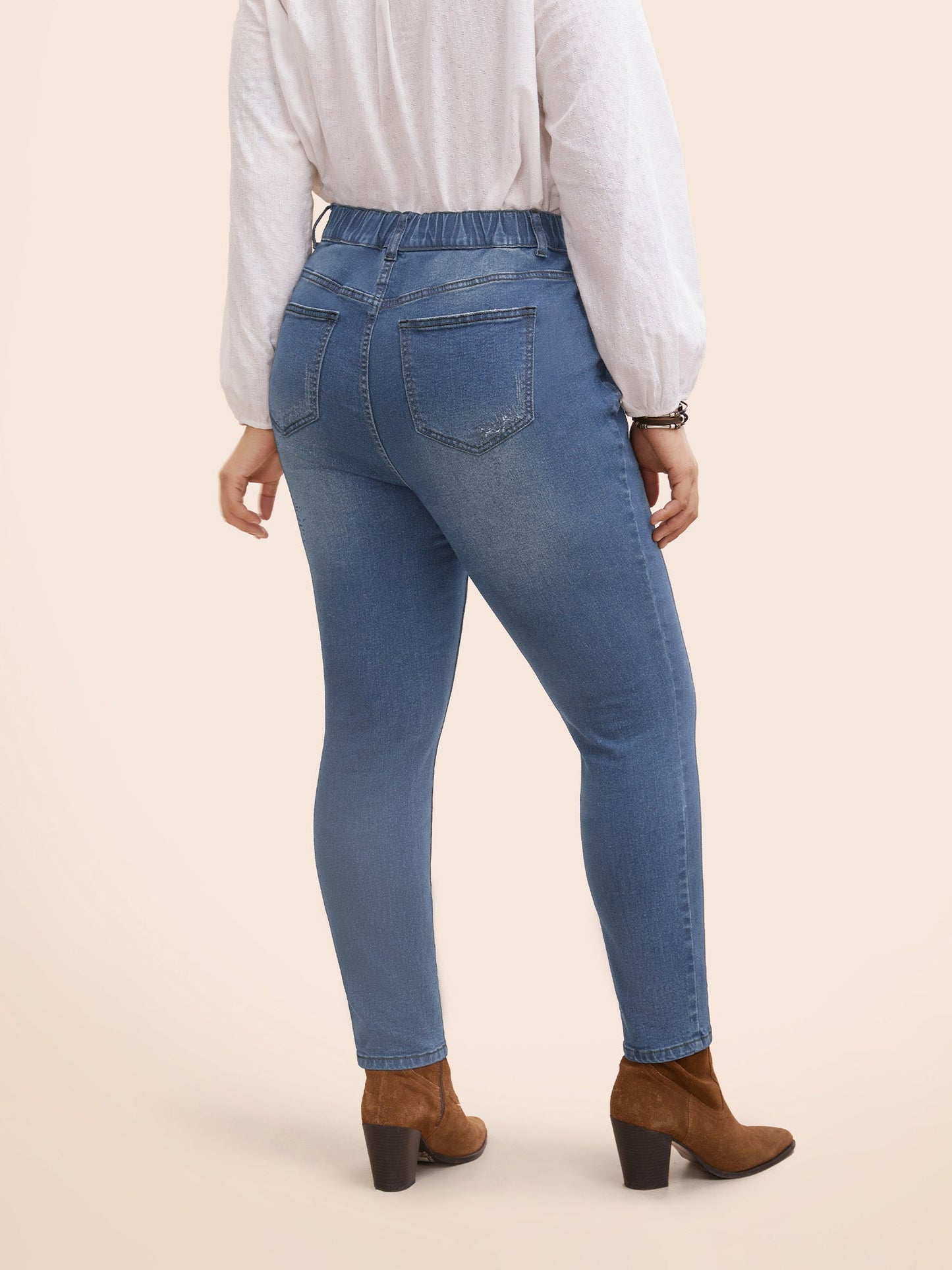 2c0f57dd-e248-4df8-95f9-59deaa1e7639