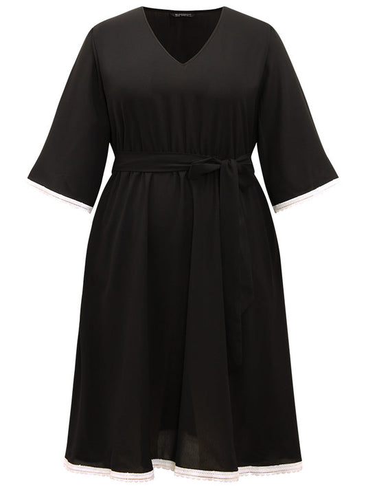 V Neck Pocket Patchwork Contrast Belted Dress