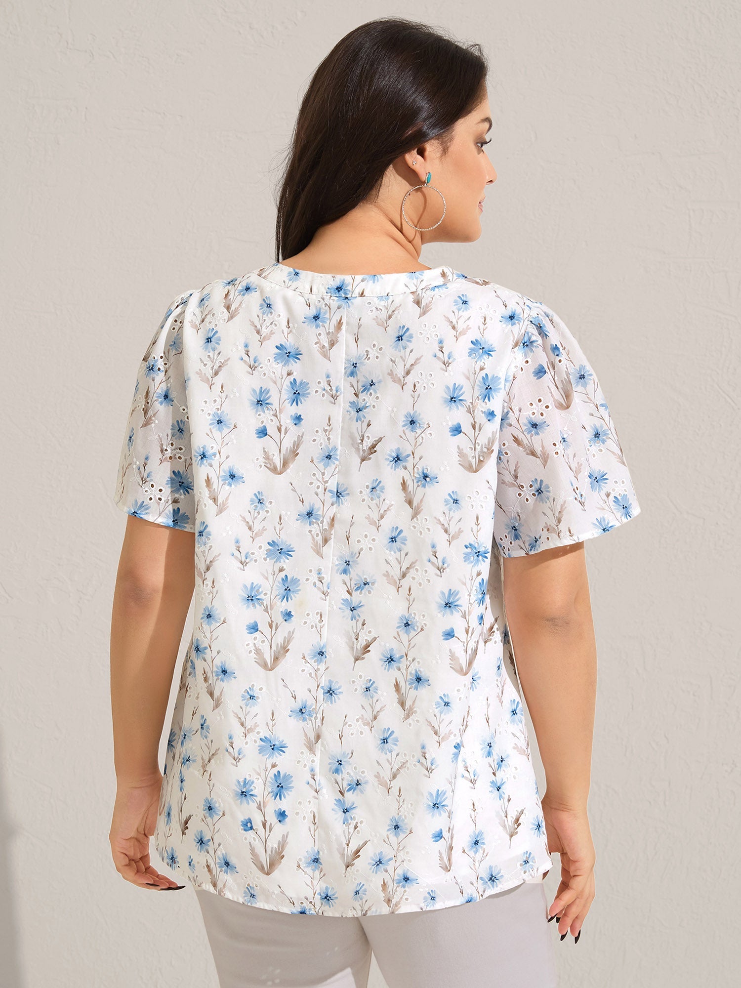 705ed560-7568-4d08-9e5b-8e7363b94ce6