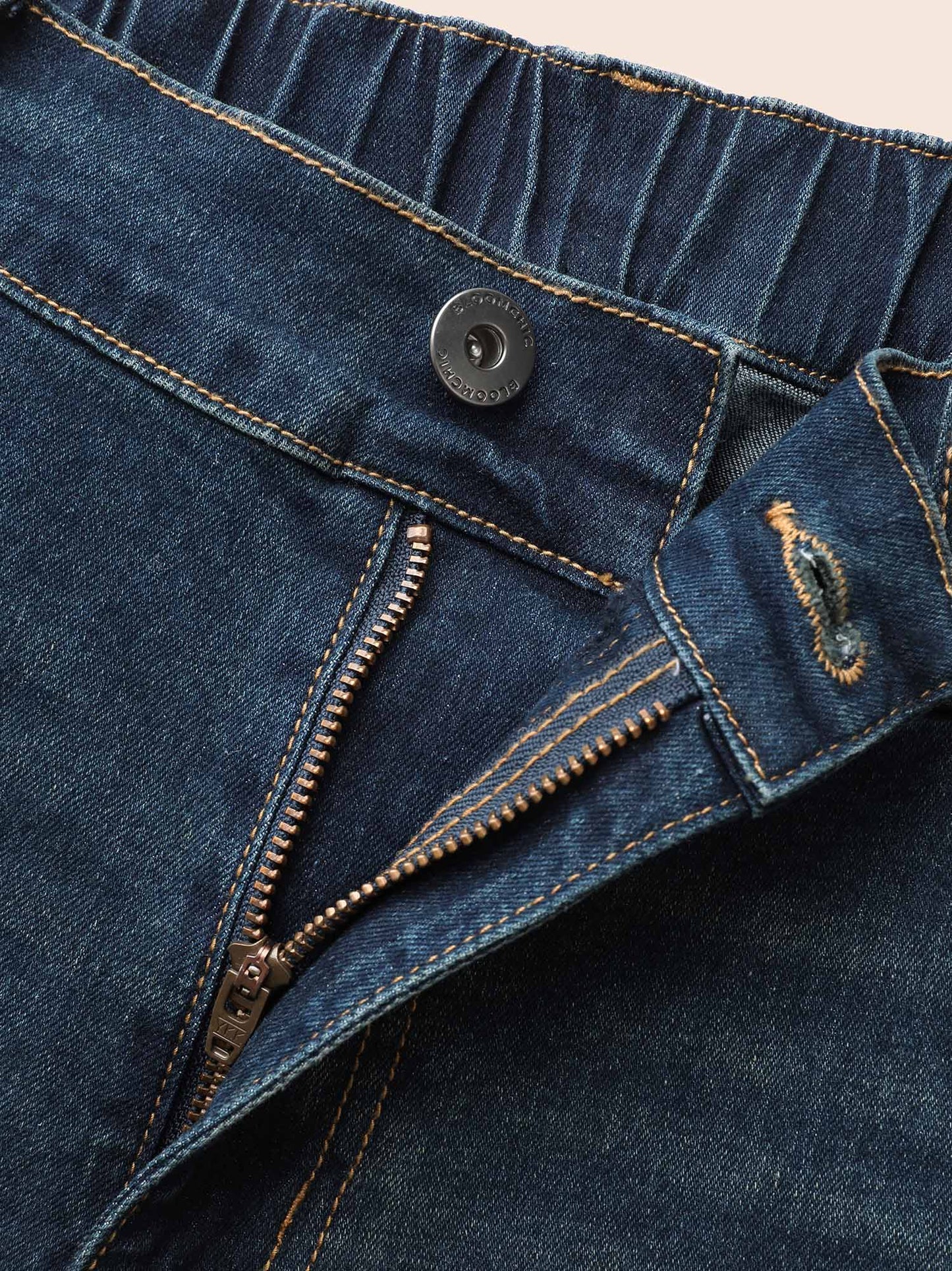 c7e0131b-de39-49c3-8db6-acad0f95f8b8