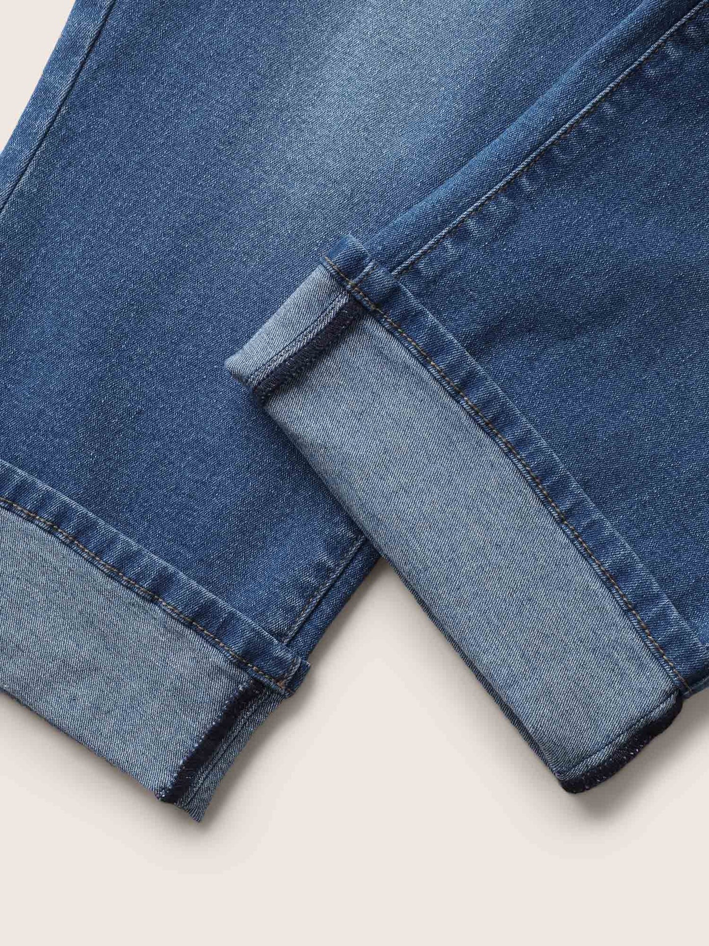 0384cd89-684b-42b9-8998-692a05616d2e