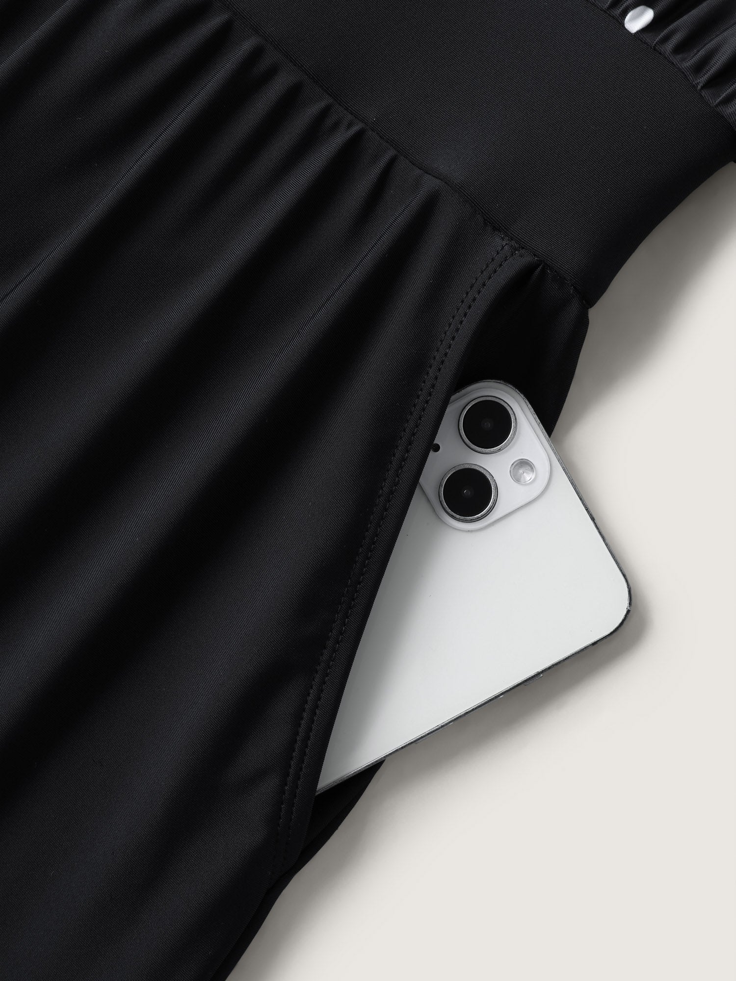 a2b13fca-65af-4f95-afff-b617327b57c9