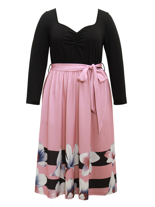 Floral Contrast Ruched Square Neck Belted Dress