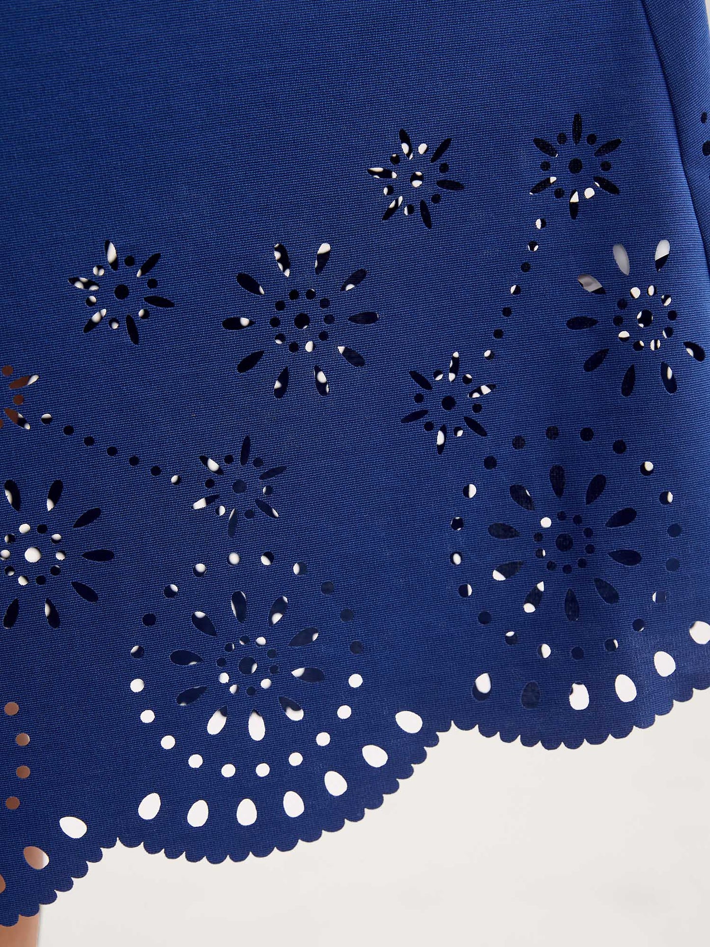 f5315112-5c89-4789-b436-3ccd5a22518f