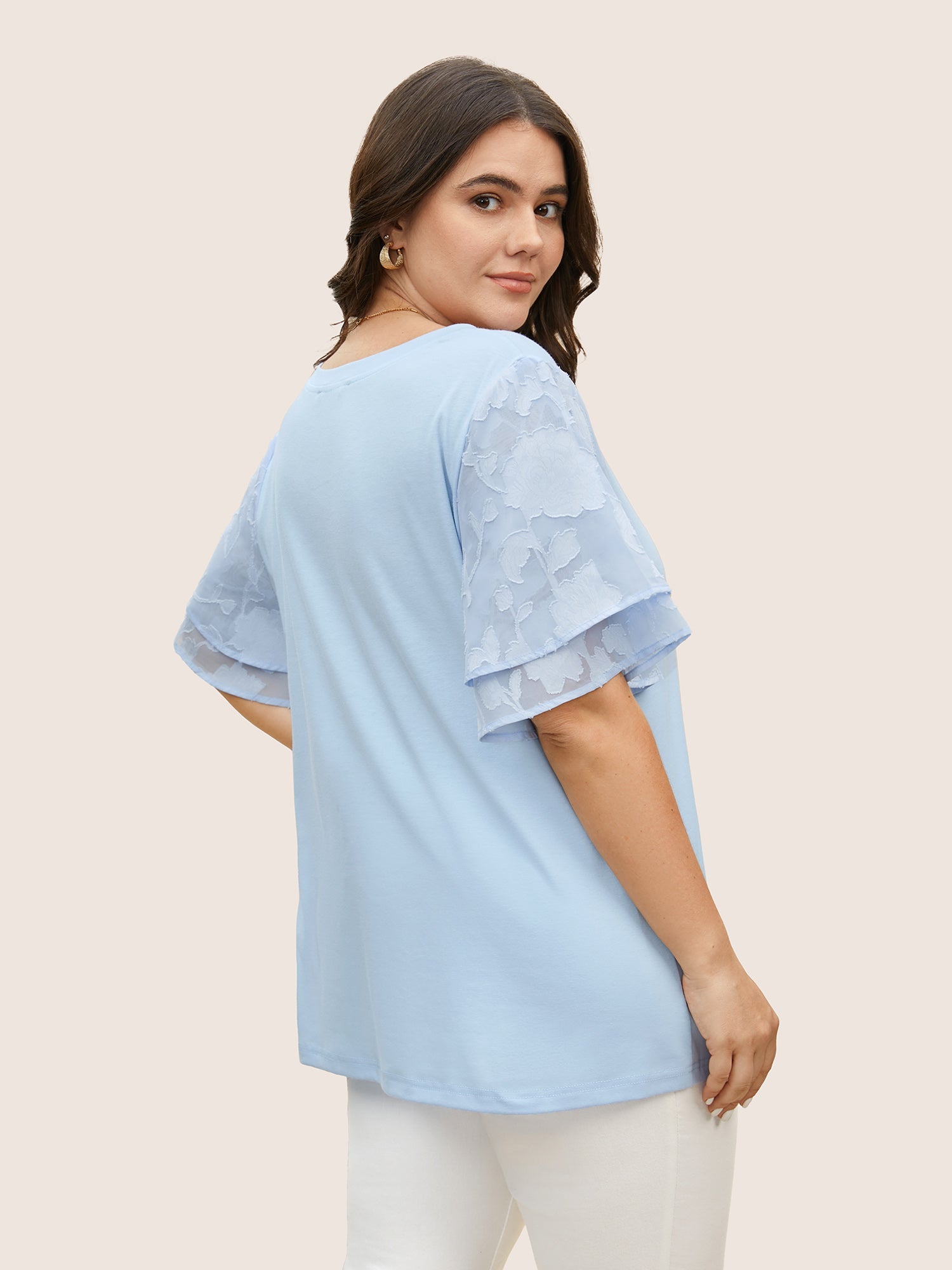 cb56f26c-00b8-43b5-904f-46e329f56c74