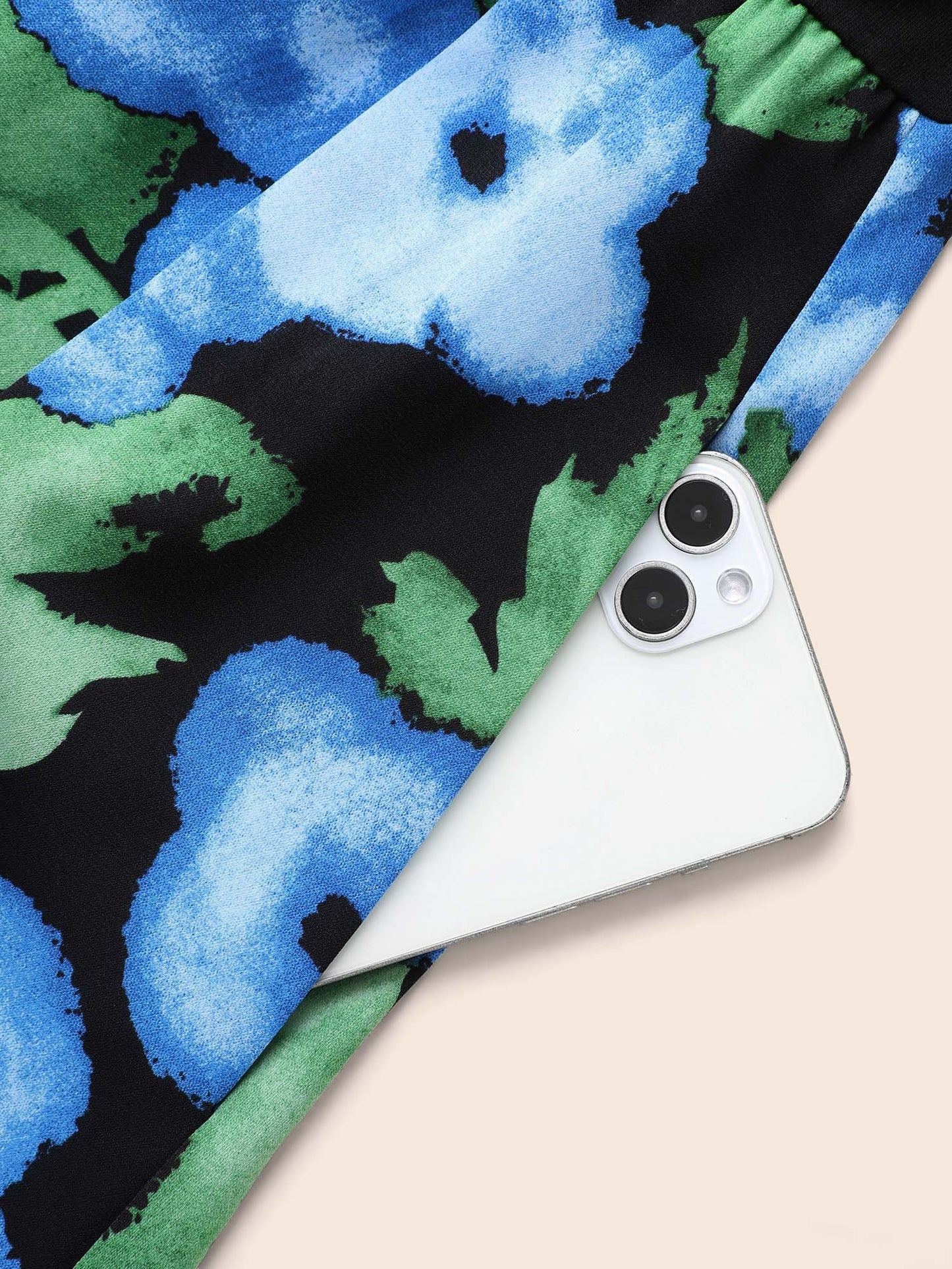 ee1f92ae-2ba6-4256-a33b-57f330fa661d