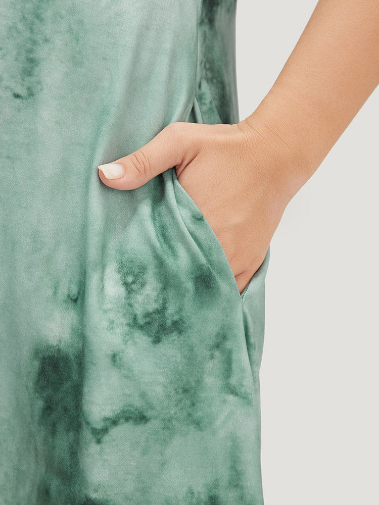 Tie Dye Pocket Batwing Sleeve Arc Hem Graphic Tee Dress