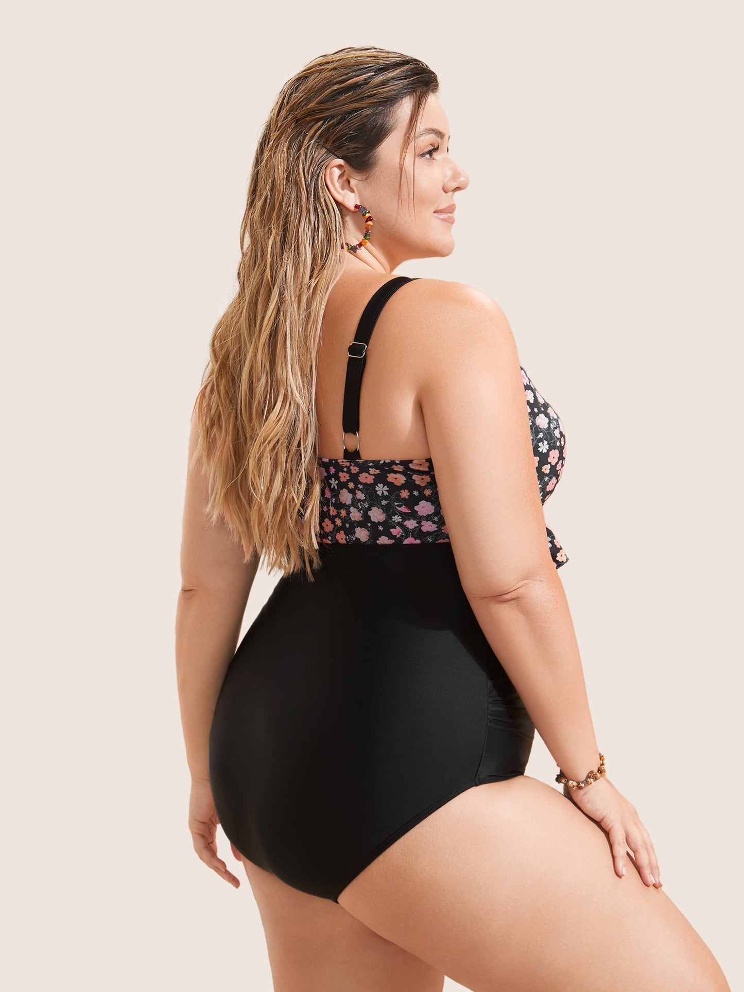 056aecd6-a72f-4dd1-9165-c40229d6e325