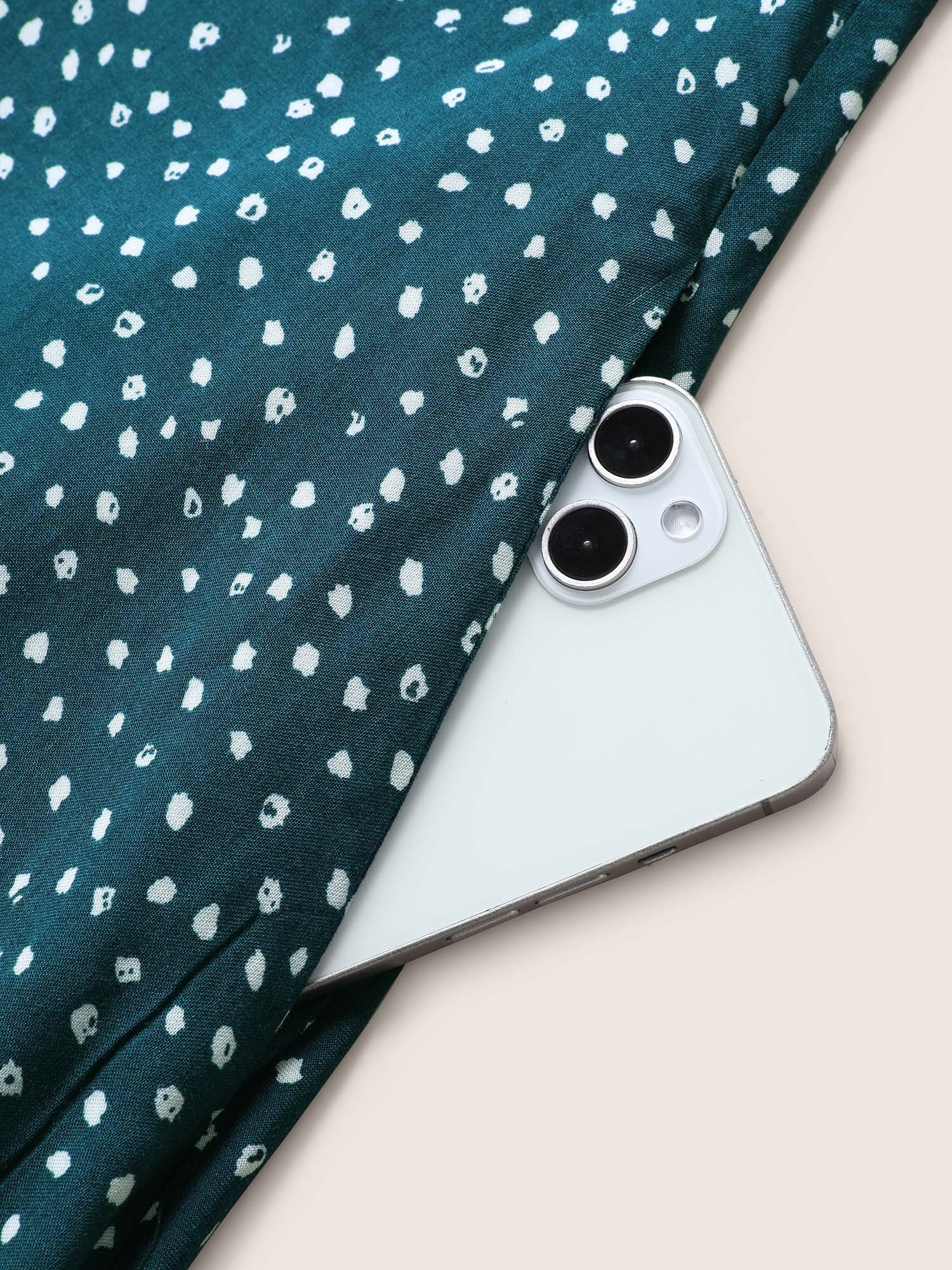 5df4ac0f-c966-463f-b3ab-a5ce9704db4e