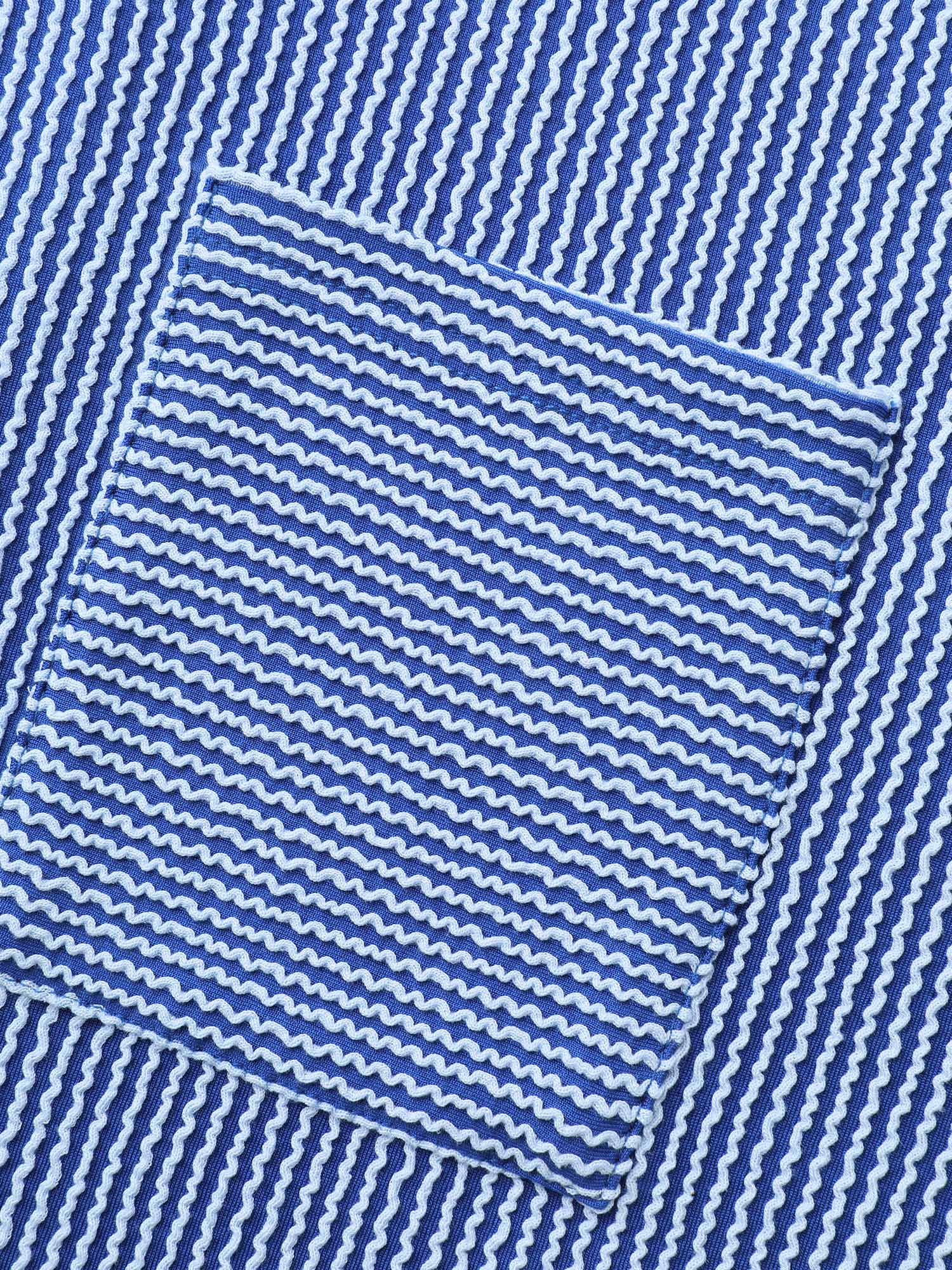 a9760916-e3aa-436e-b196-f701e167f2cf