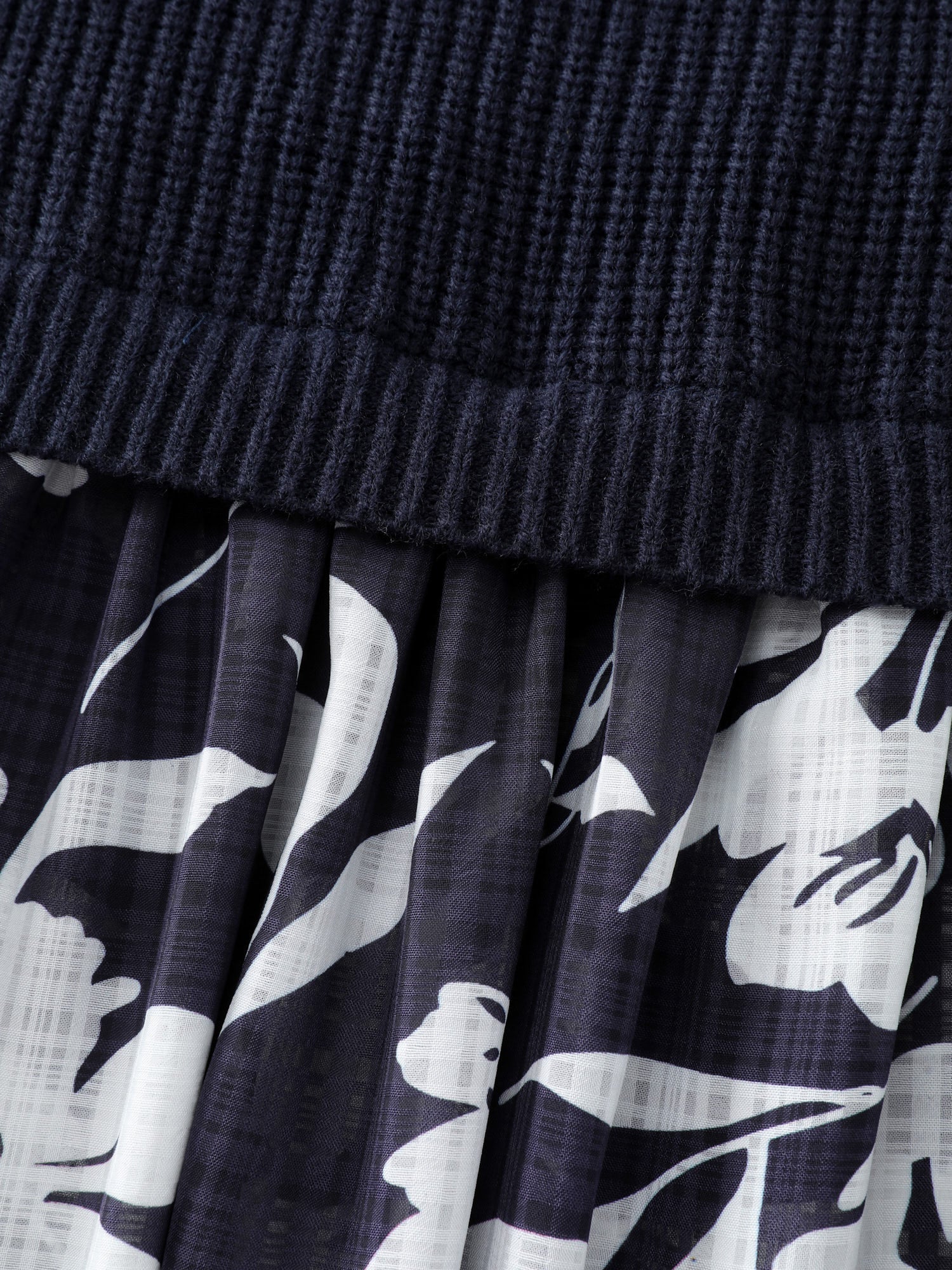 2b5b4952-026f-4655-85e5-2582e94da8b9