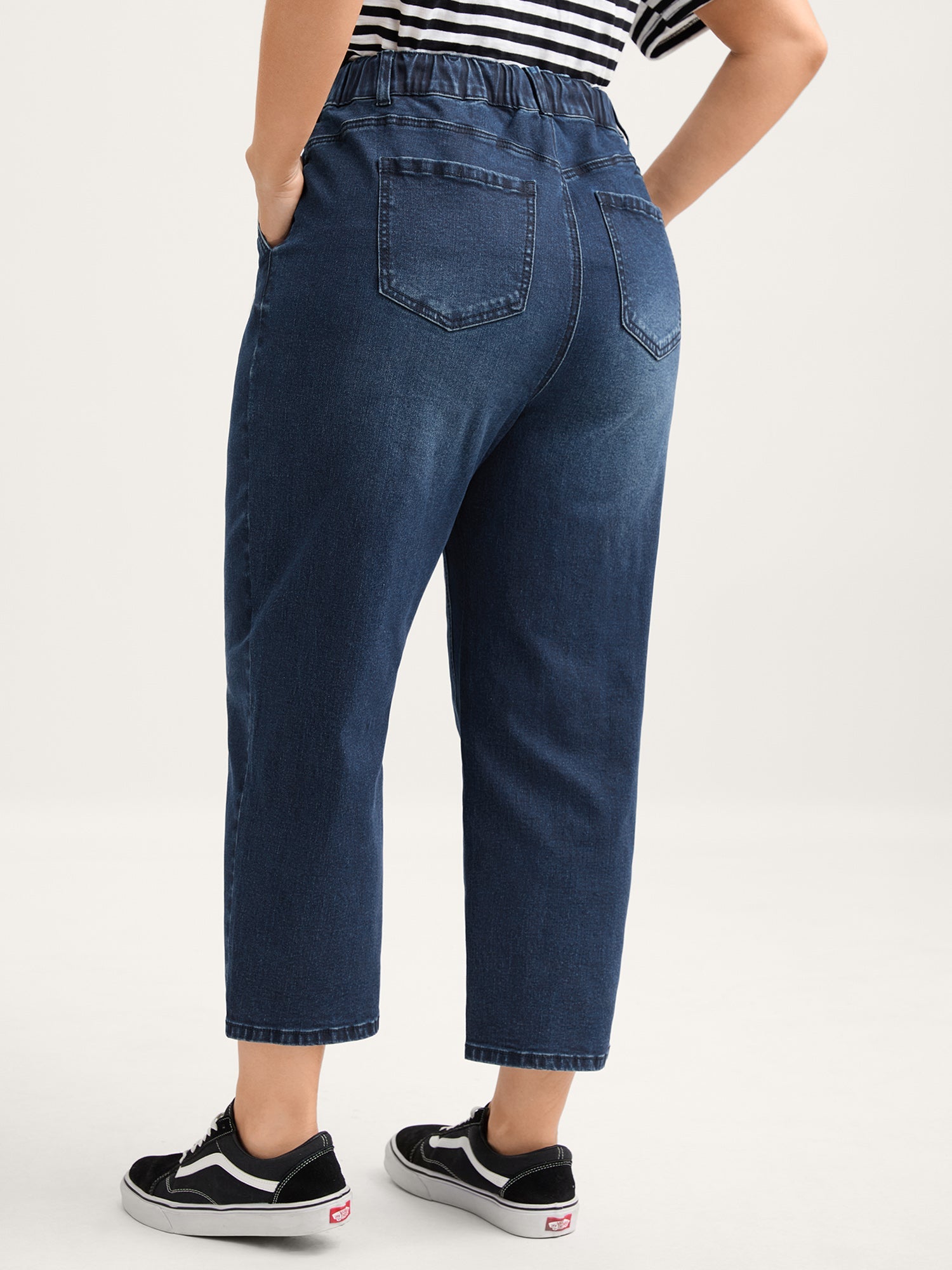 db6dd6f1-8c34-4d8b-ba28-71e7d725465e