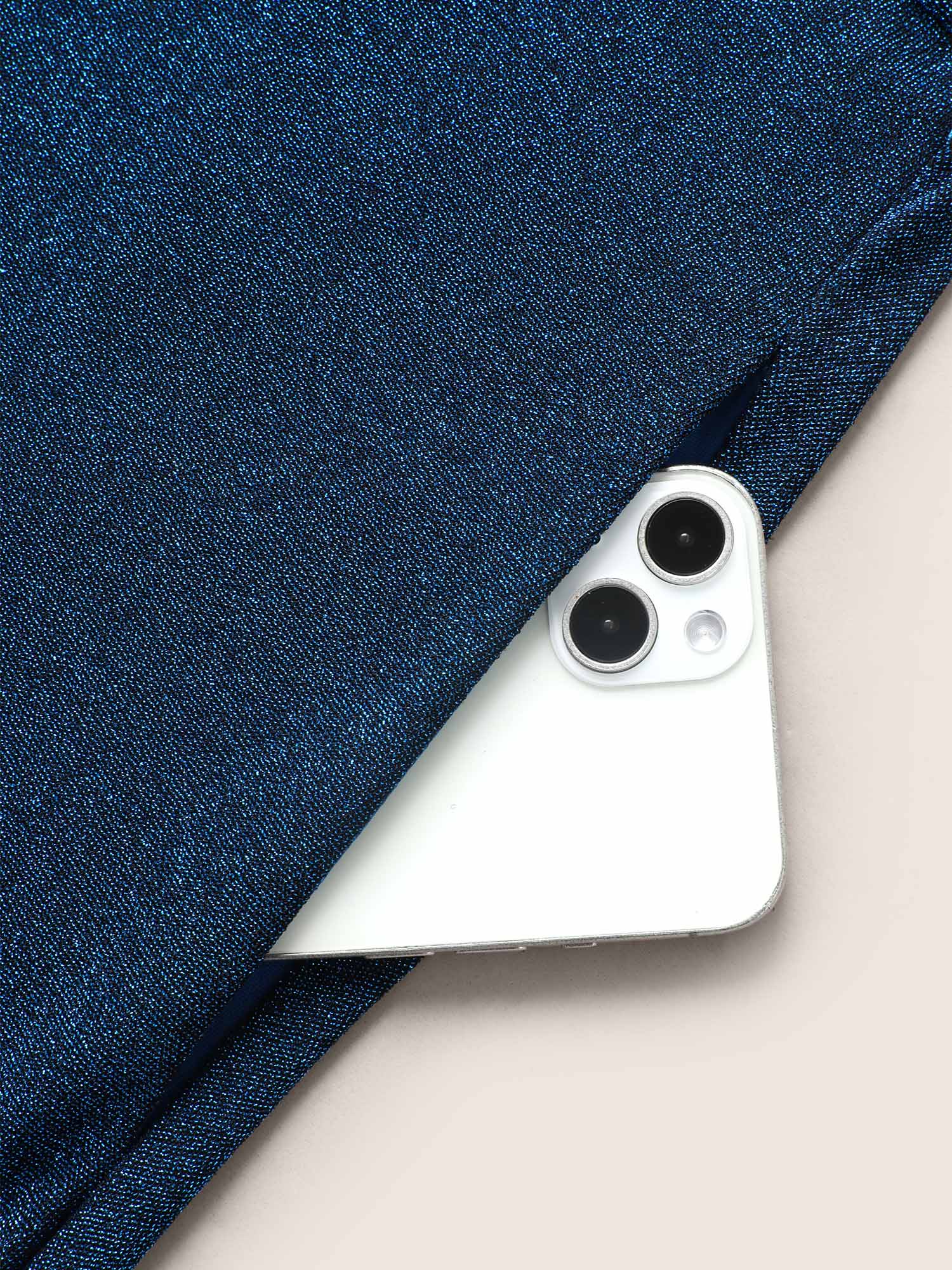 4b6cb51b-96cf-4657-9d0d-3f57552c6cd4