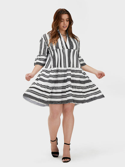 Shirred Geo Print V Neck Loose Dress