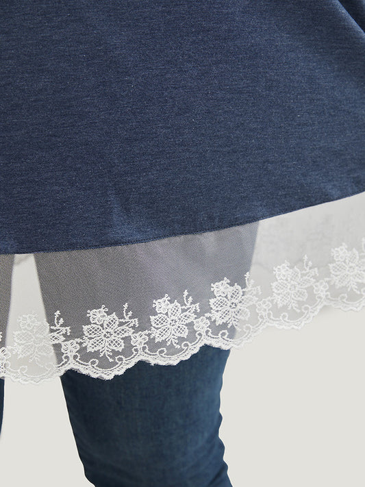 Plain Round Neck Lace Hem T-shirt