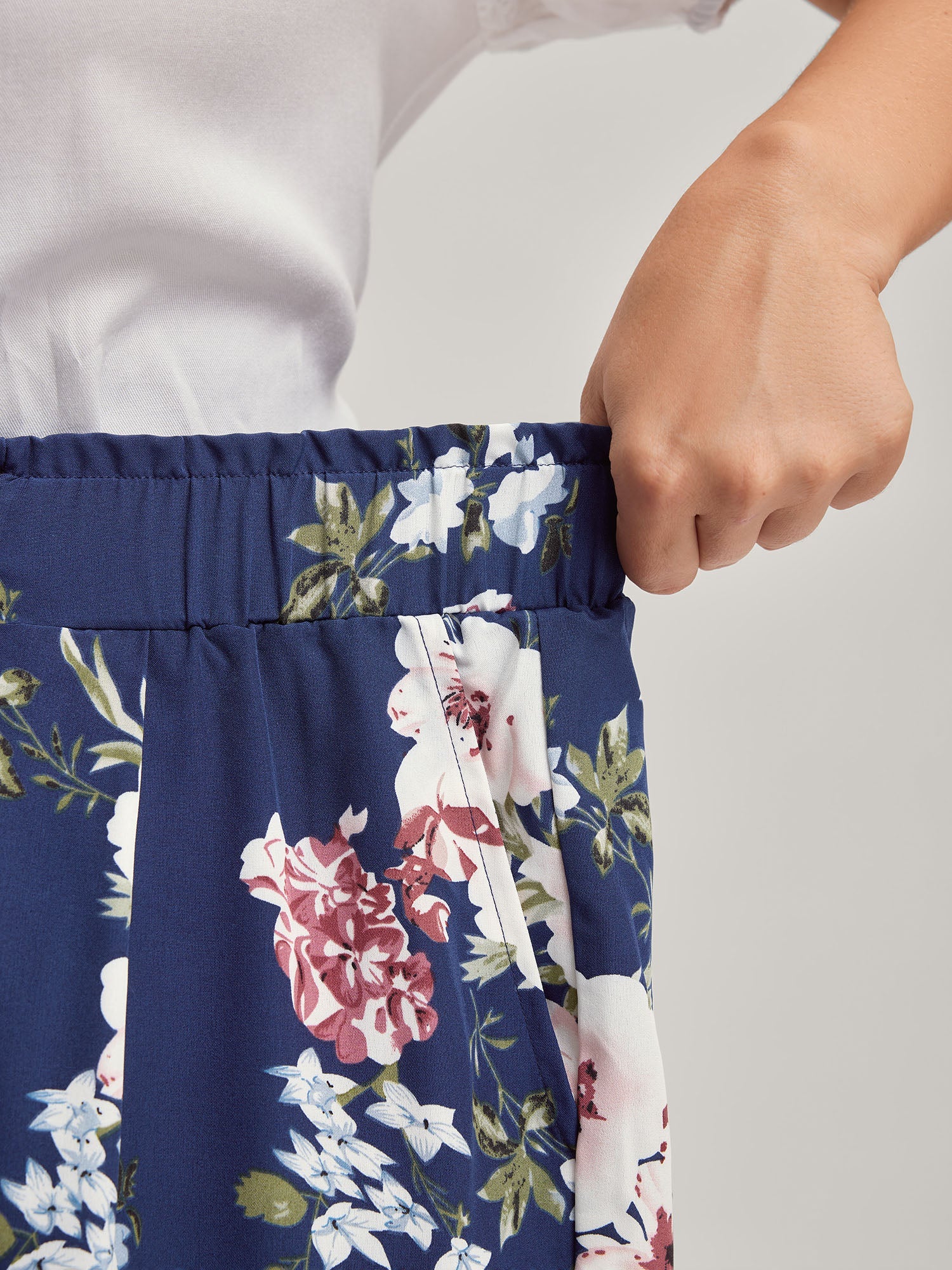 a56c8bba-4df6-472d-ae6c-da01d9b6ad75