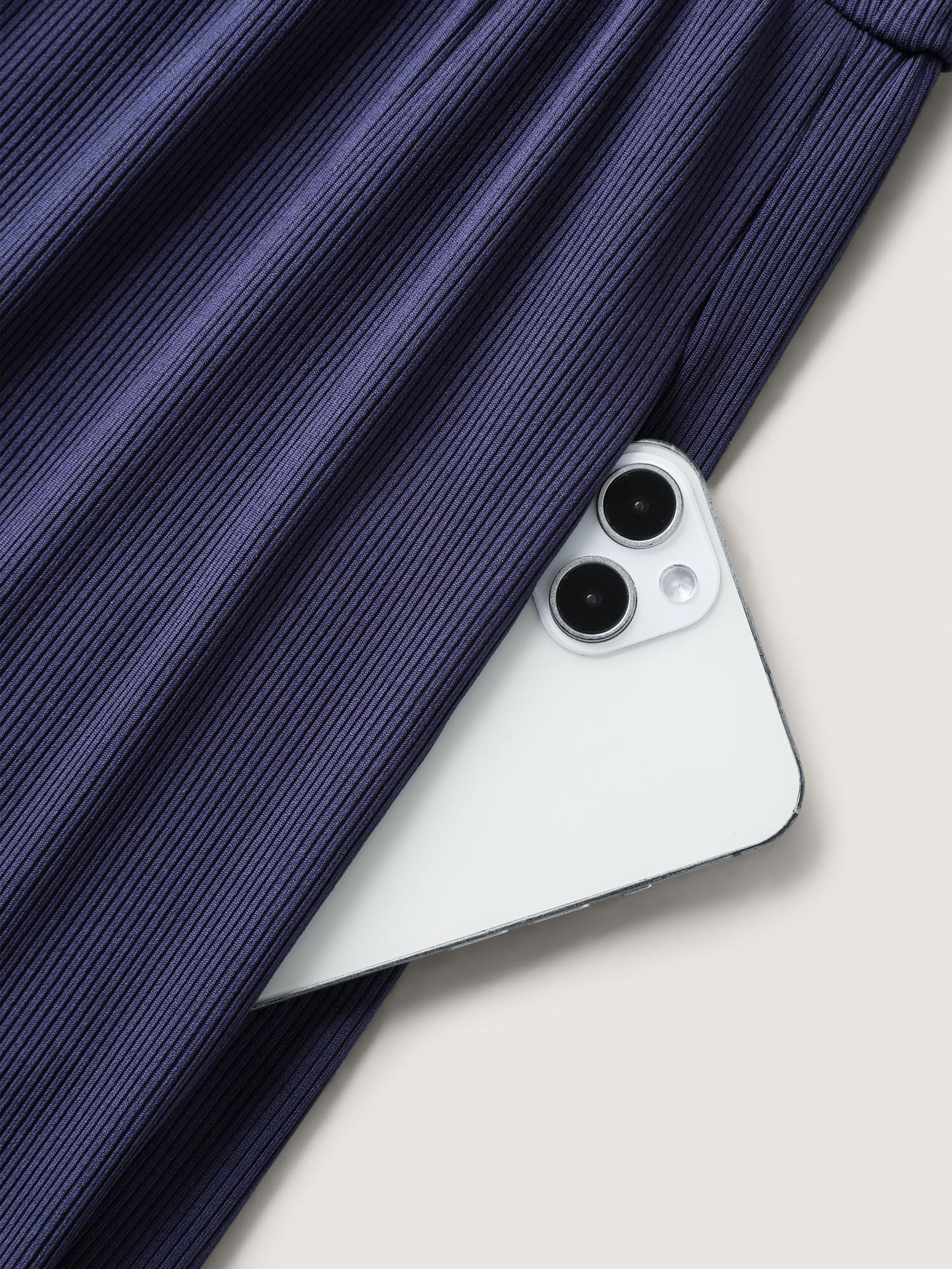 a9865bfe-4bd2-4b32-9ba5-2334fa2ed6d1