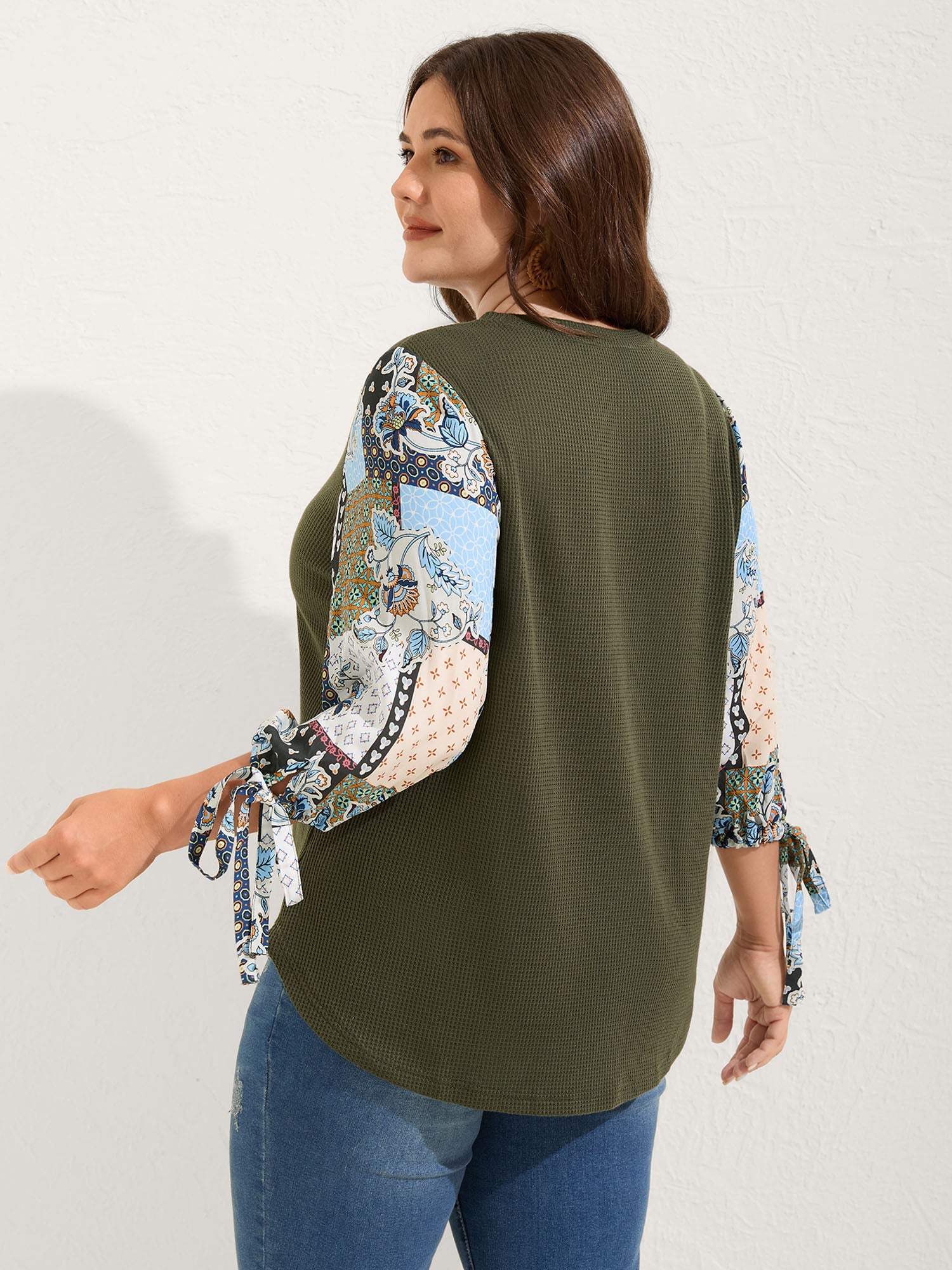 e7f2fe8a-8f03-406d-925b-ff13230e1e92