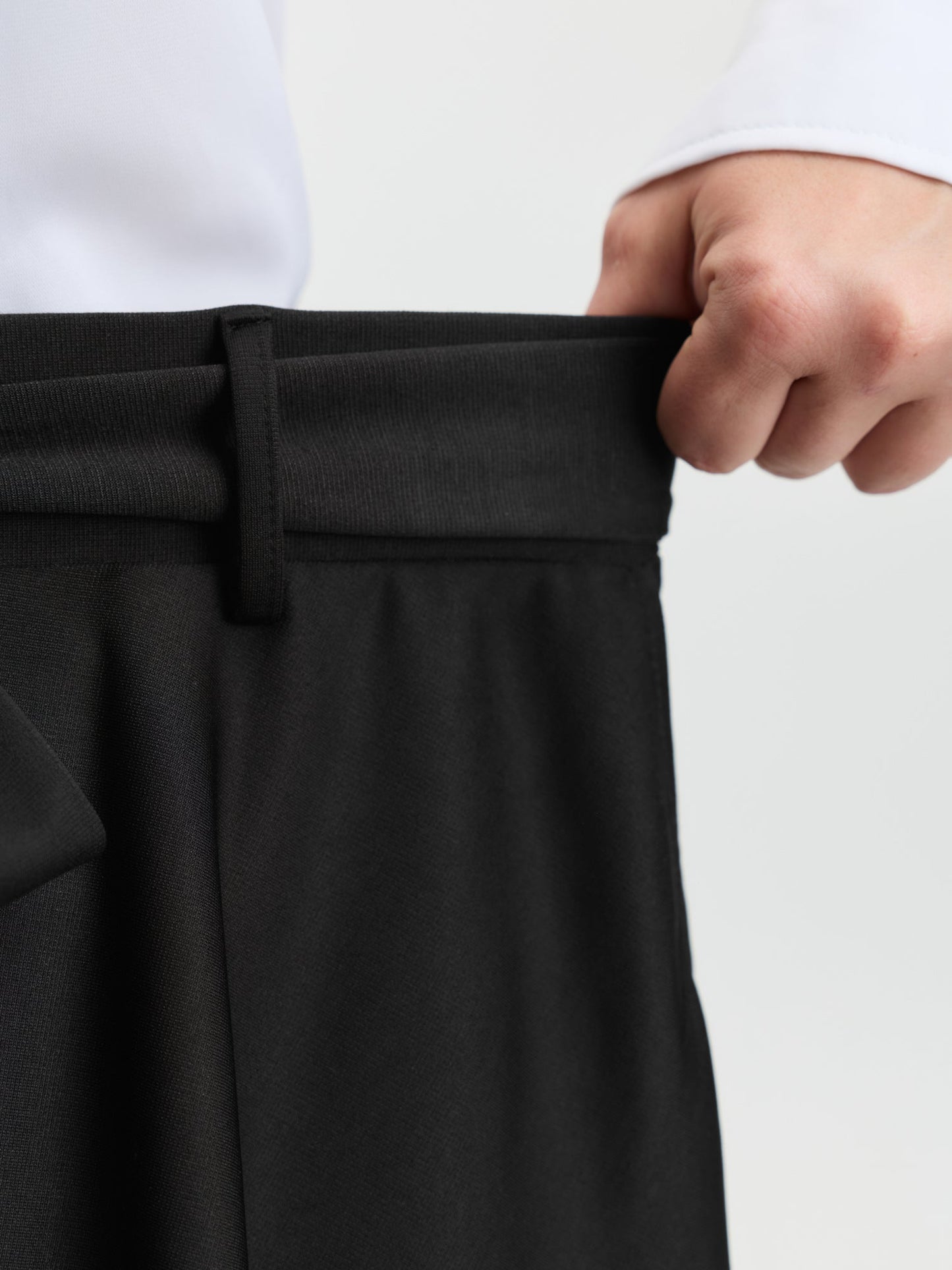 9e87b82a-a741-4c52-9c98-f65d39835873