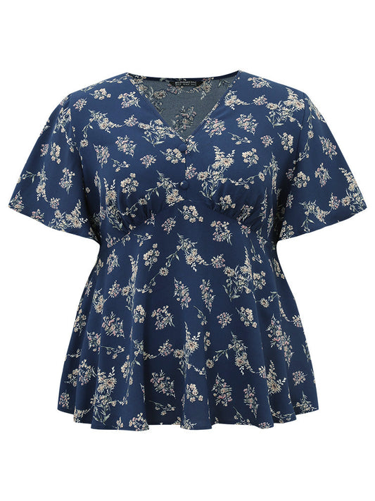 Floral Print Flutter Sleeve Button Detail Blouse