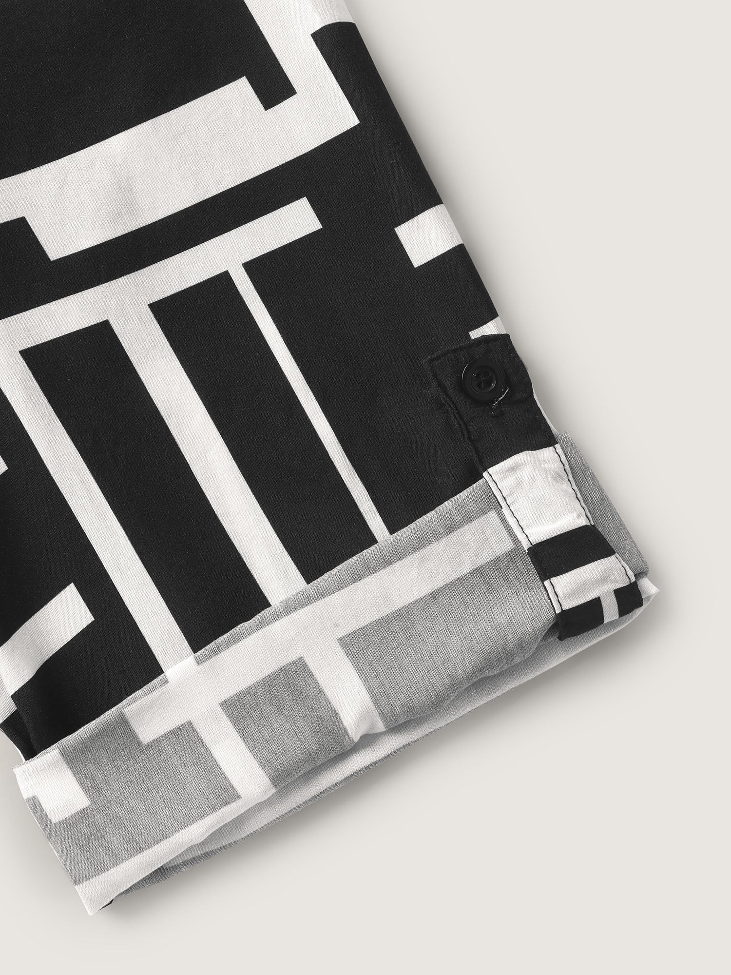 23a60bb4-ed44-414d-a3e7-d8a3c2892681