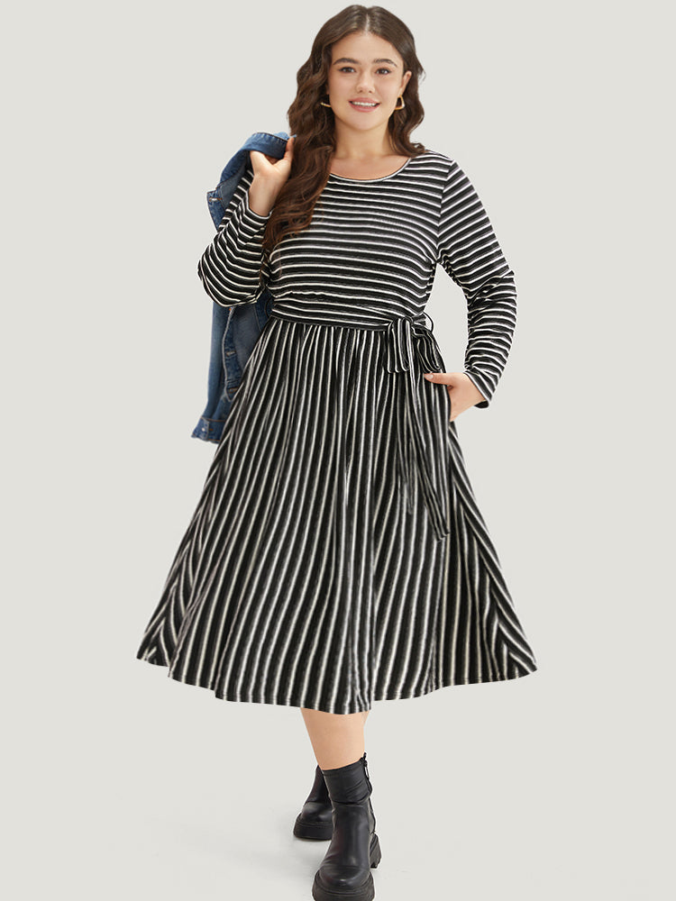 607e107e-fe16-46fc-93c3-405feffa63a3