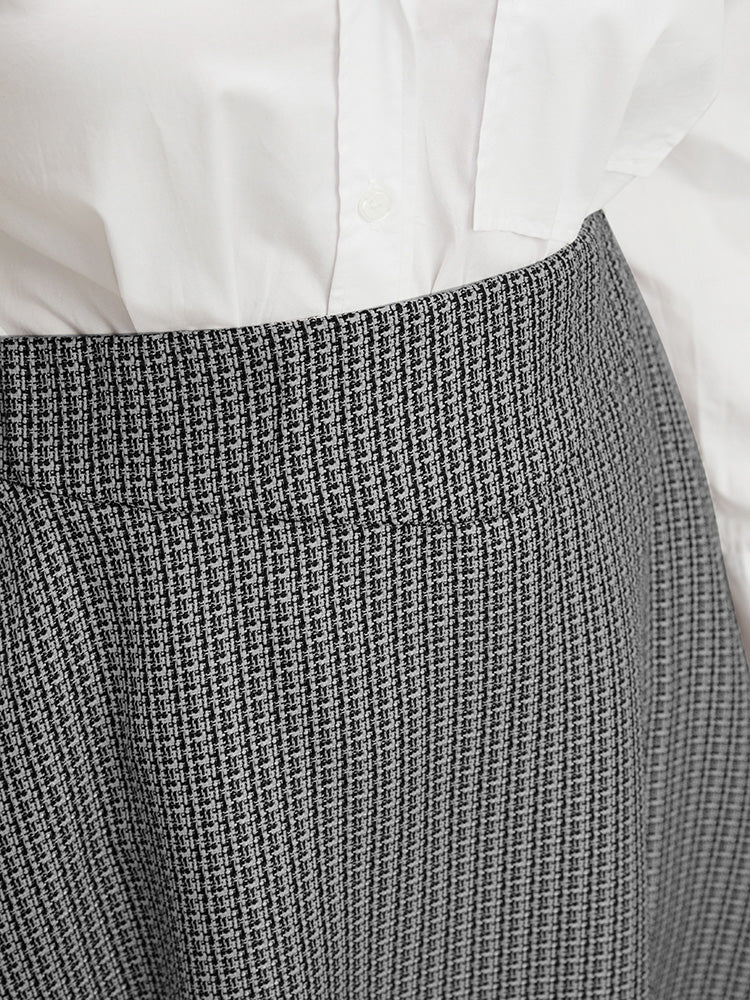 01db98d4-f63d-462c-b64e-3618acc24ce6