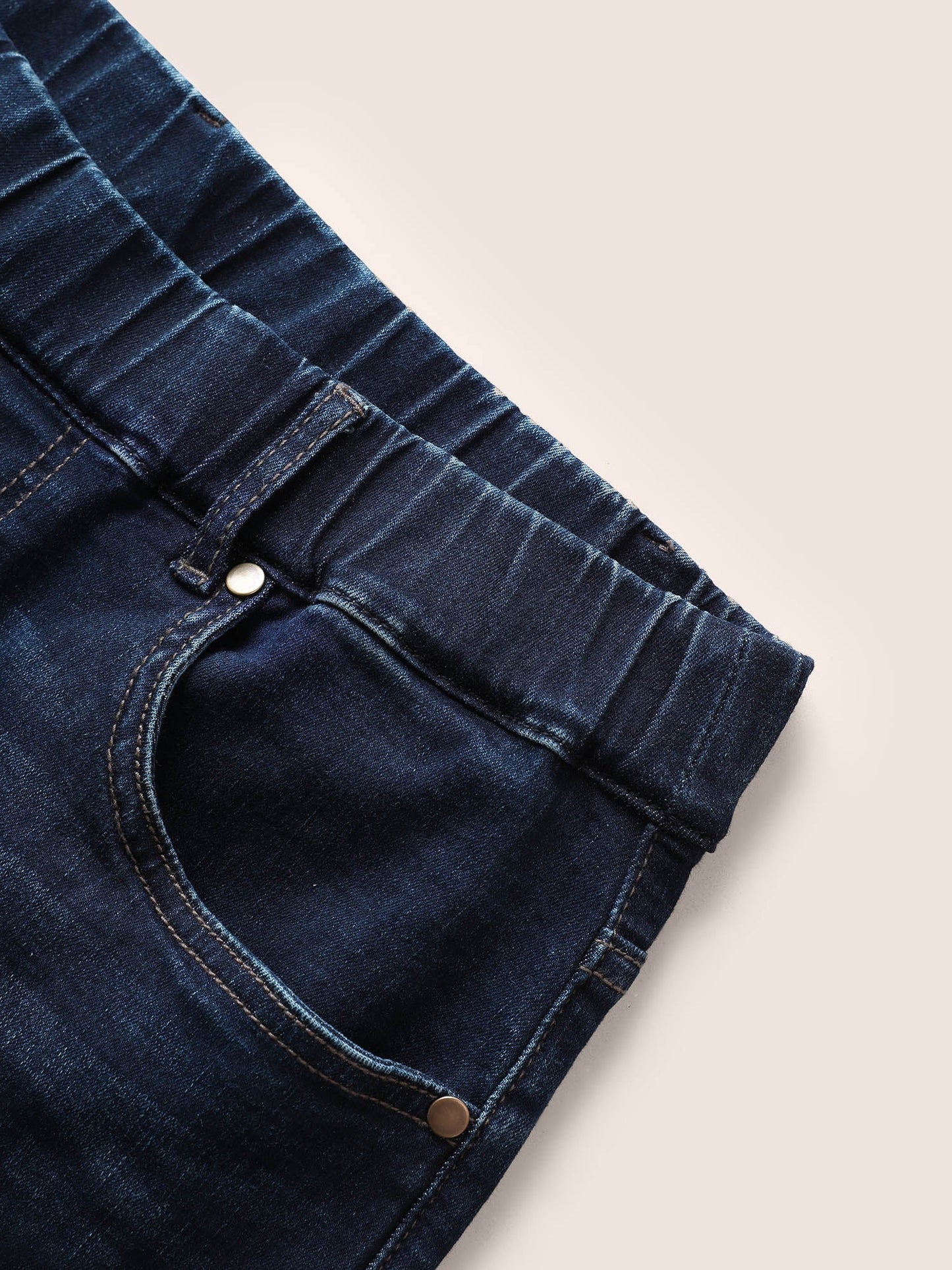 6589f77a-c140-47c7-aabc-21471a71469e