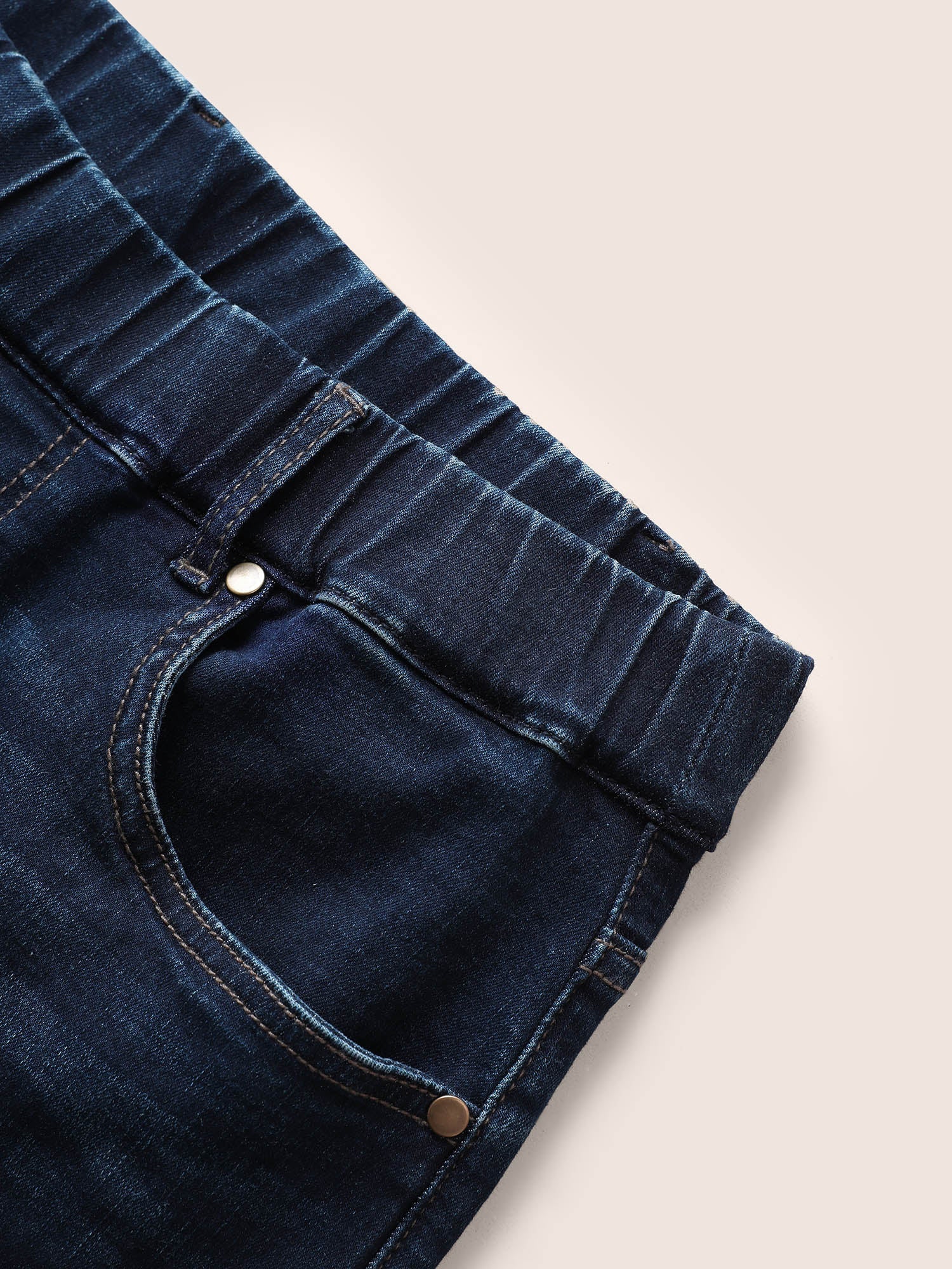 6589f77a-c140-47c7-aabc-21471a71469e