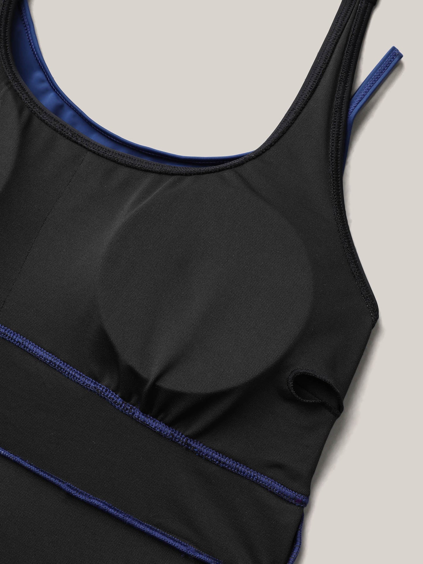 2e666c58-b7f0-4a66-b497-7fa22203241f