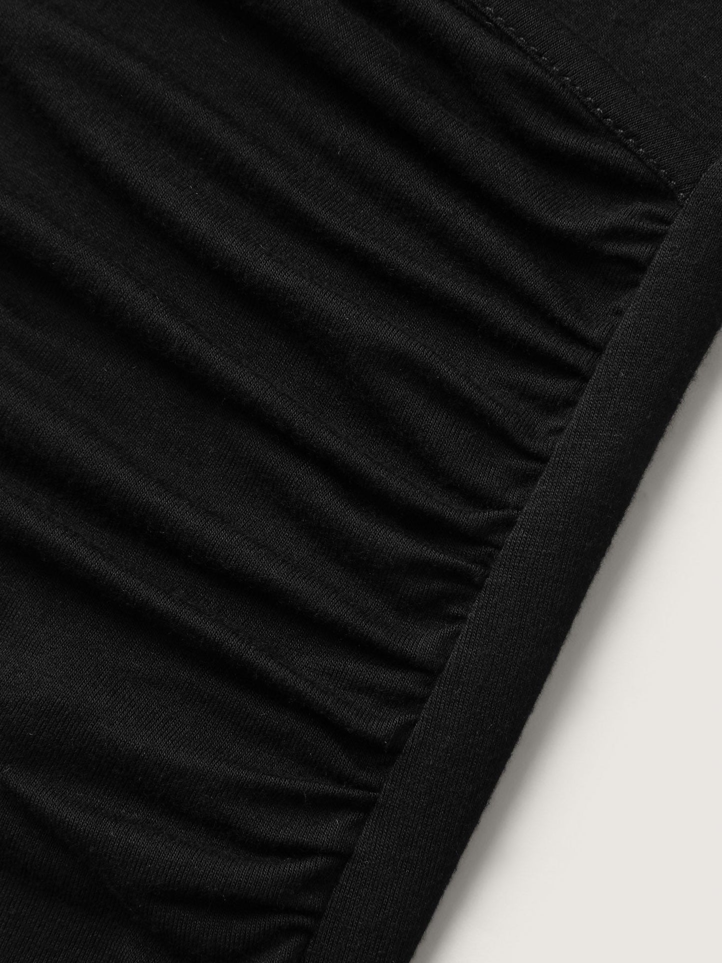 04b7b789-e695-4fe6-8569-0772afc1afc7