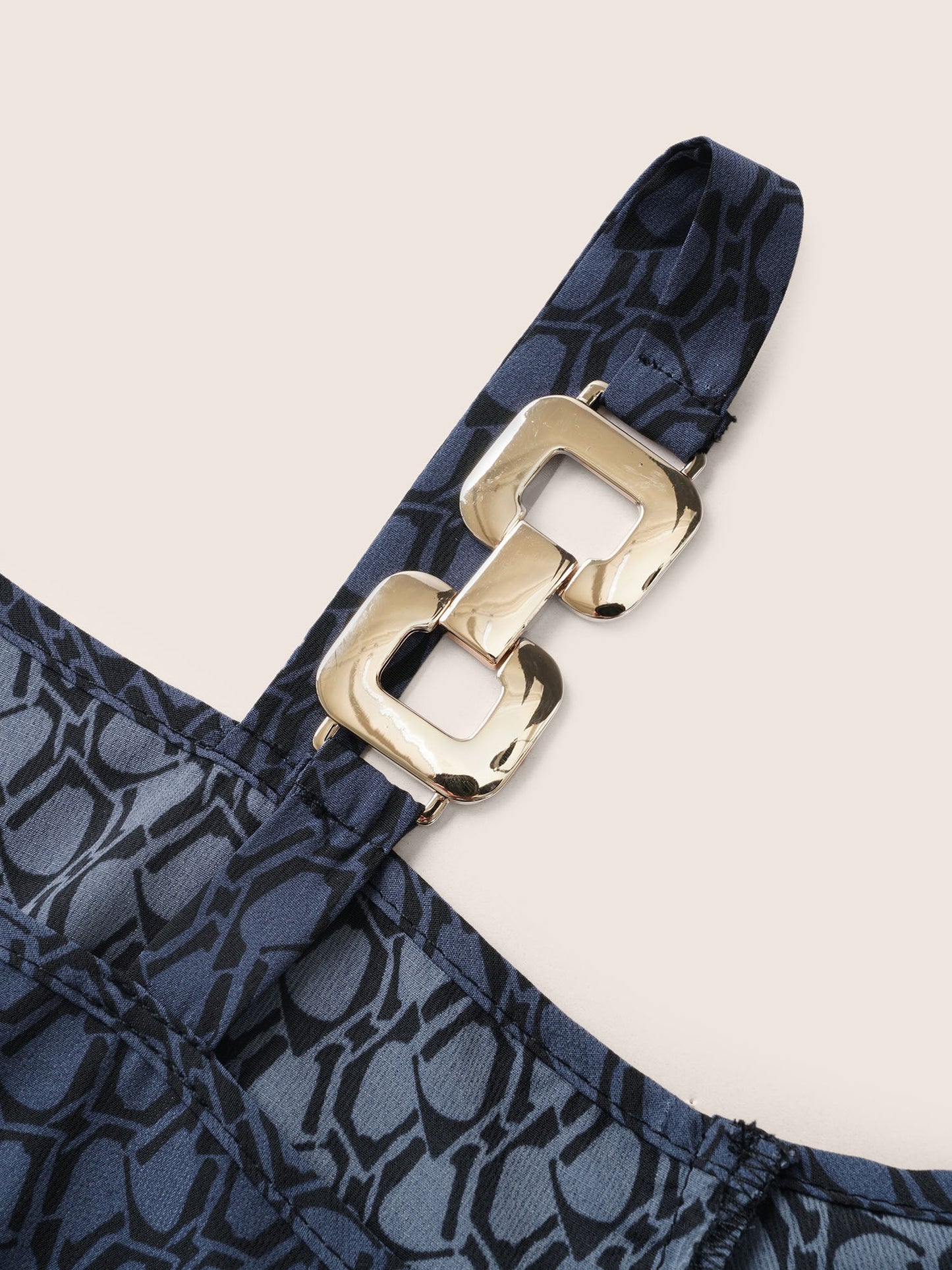 2e1fb9b7-c7f1-401a-aae0-0baa7c9699b8