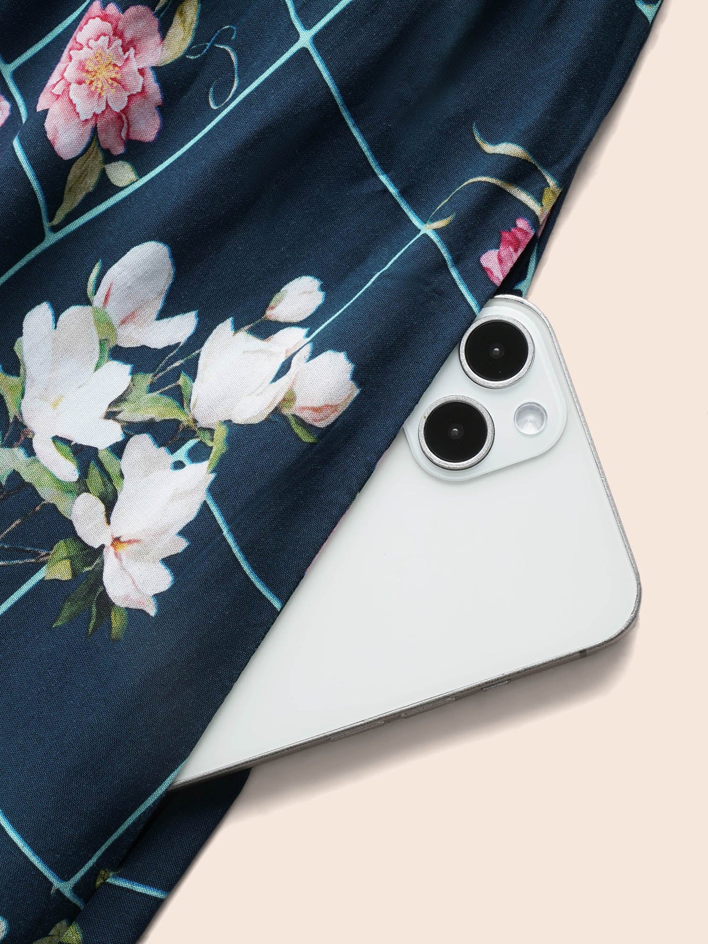 23ef9fe6-8006-49cb-b7a5-bd3843f5b0f0