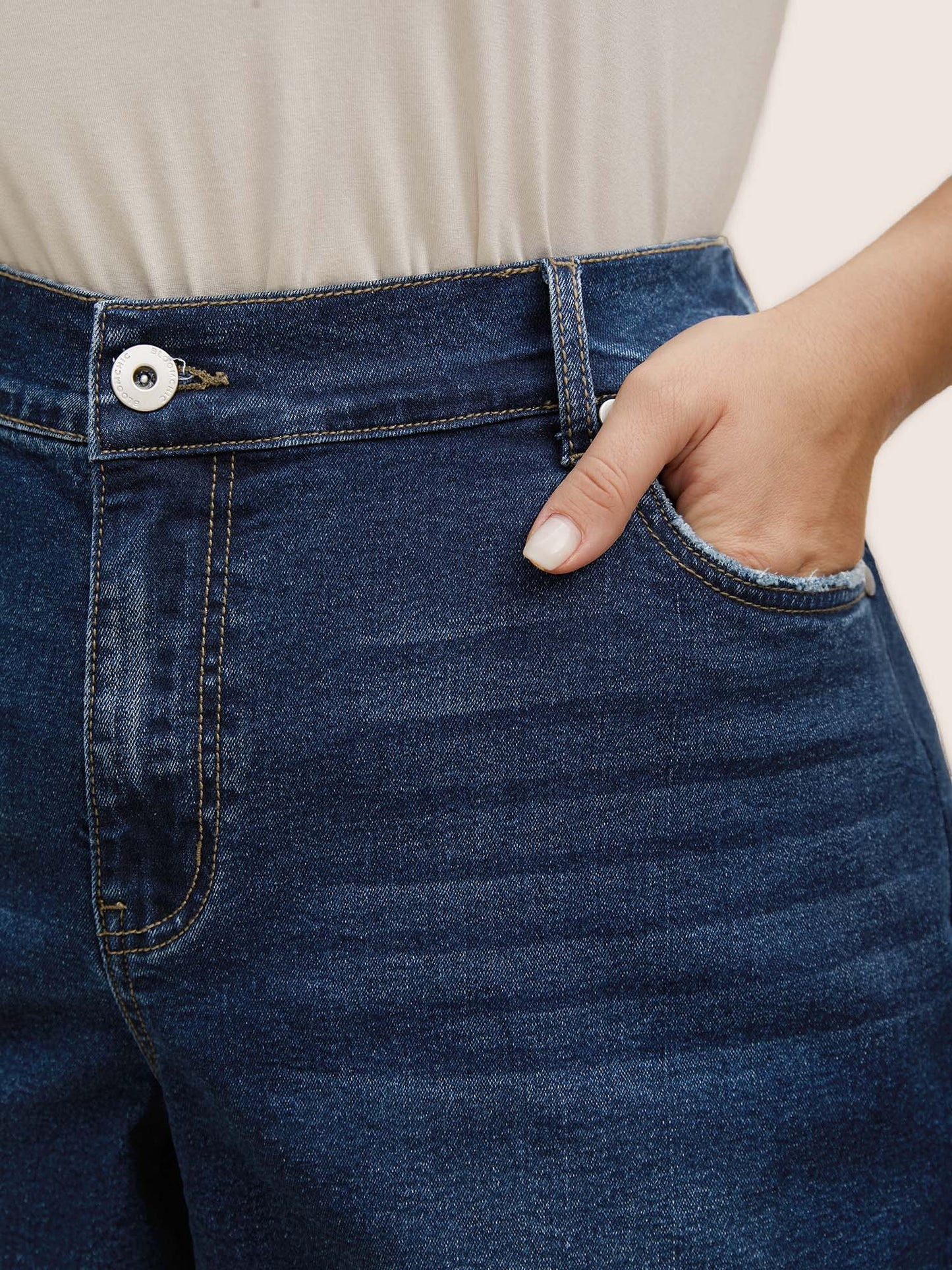 b8114af3-10fd-4f10-a61d-e1ad778c1548