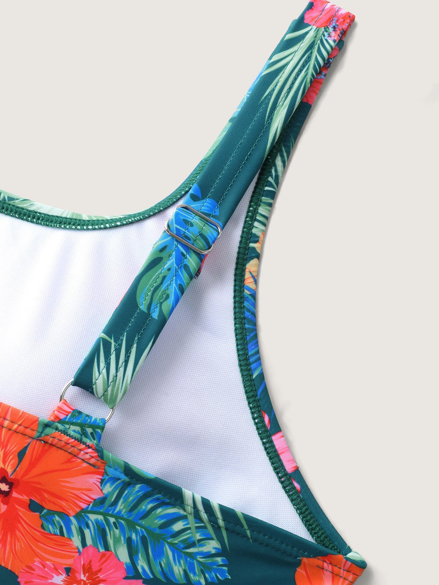 b0e9ccf1-9f53-4caf-9b2e-7524c3620a6e