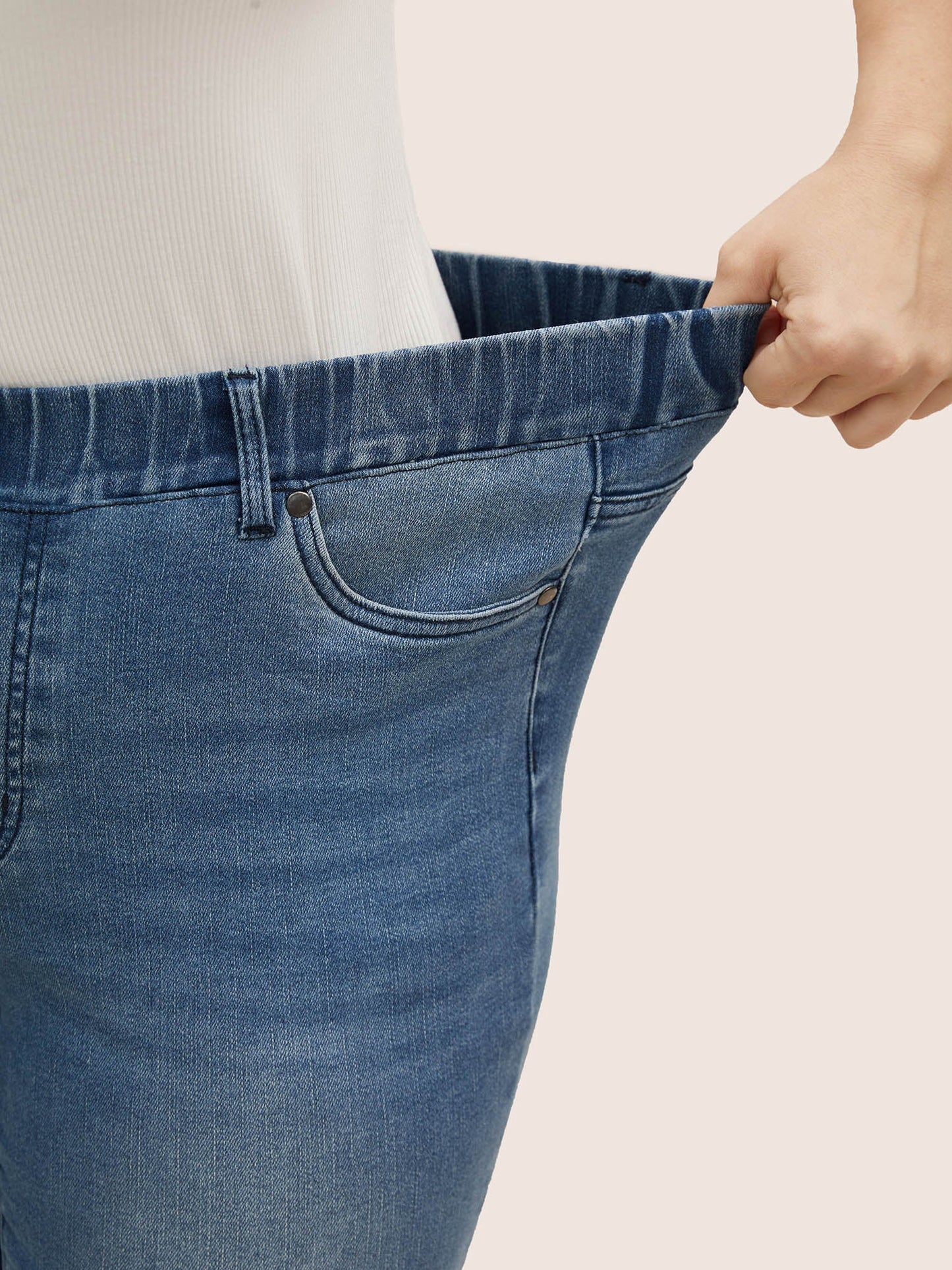 6d0581b9-3960-460f-be86-0a8f2a73dd67