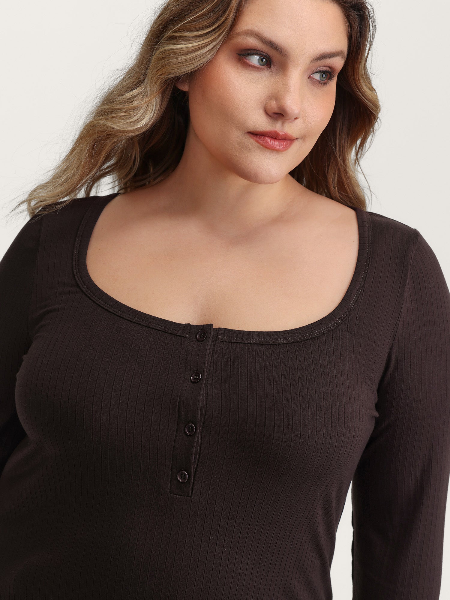 27c939f5-fa7d-40ee-9b78-90486f12202b