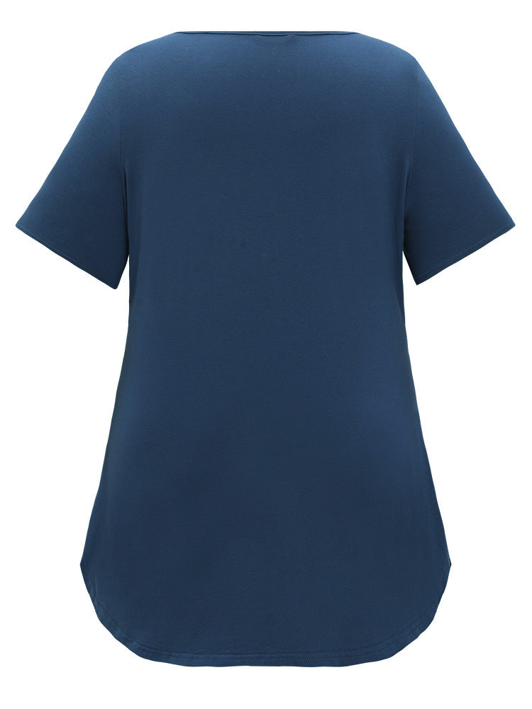 Solid Distressed Detail Arc Hem Keyhole Neck T-shirt