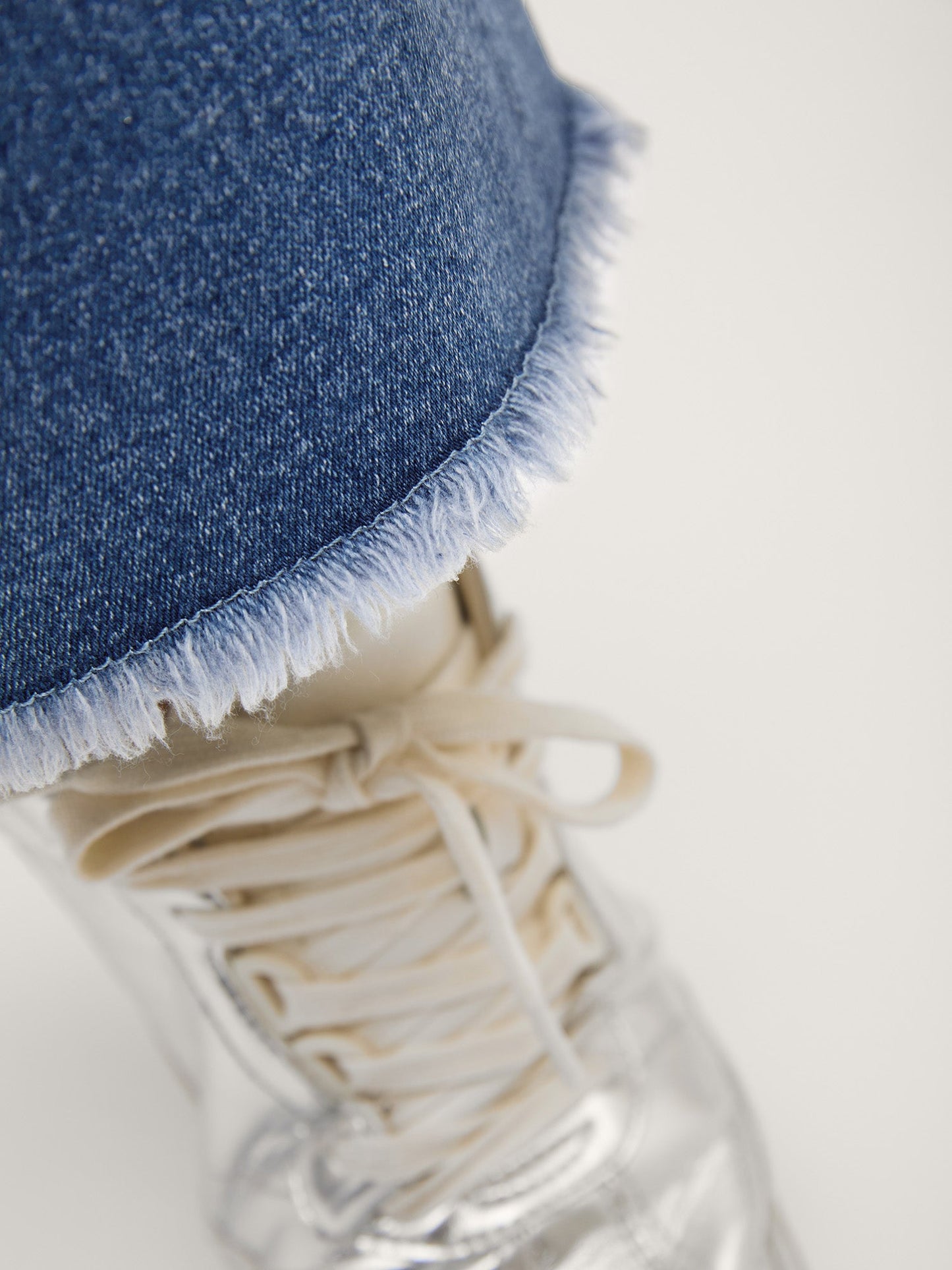 c50c12b3-8c1c-42c8-a134-6e2217569785