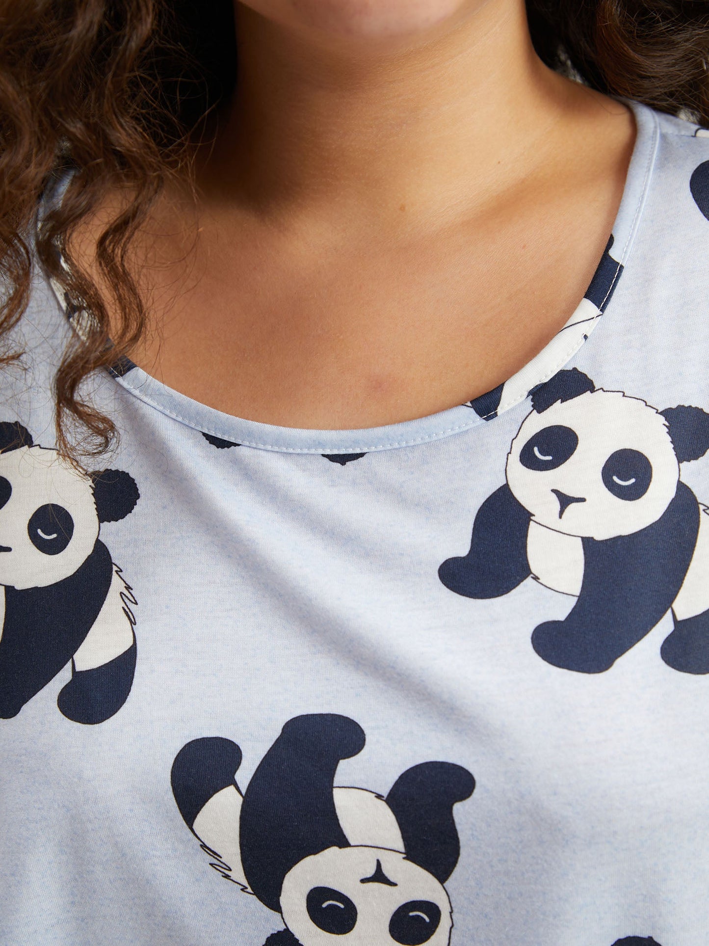 145639e3-9742-4707-aea6-e2f0cbbc6826