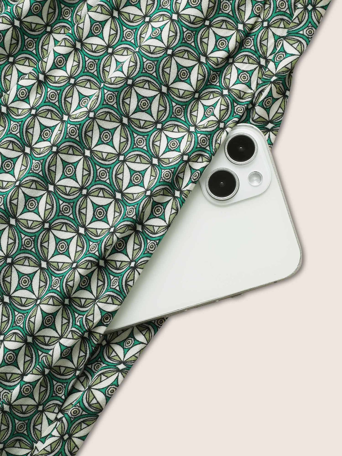 8eb7378c-6737-4f3b-a754-00371fffe61b