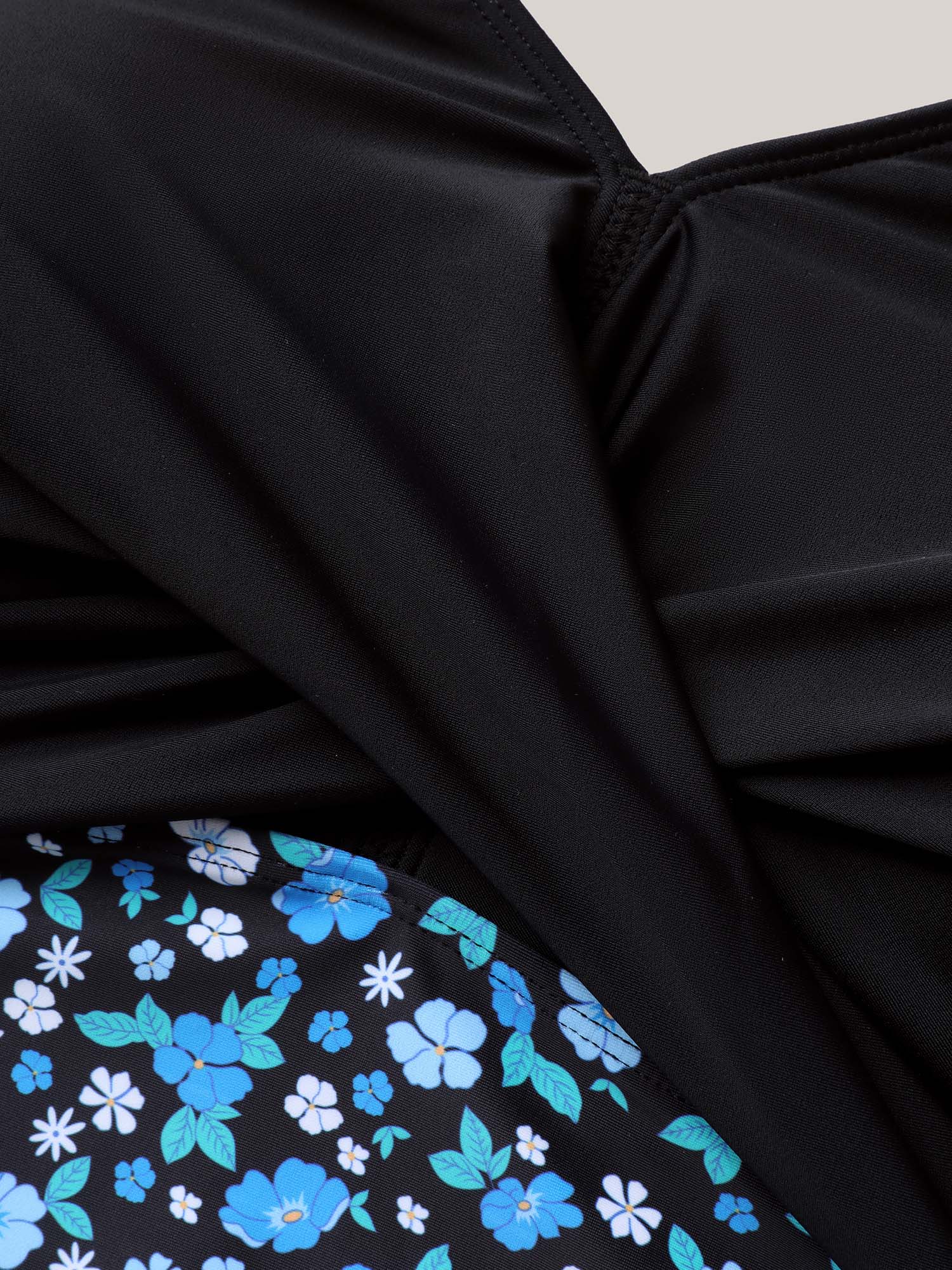 f66810f1-1f77-40a0-9f56-0594e3a603bc