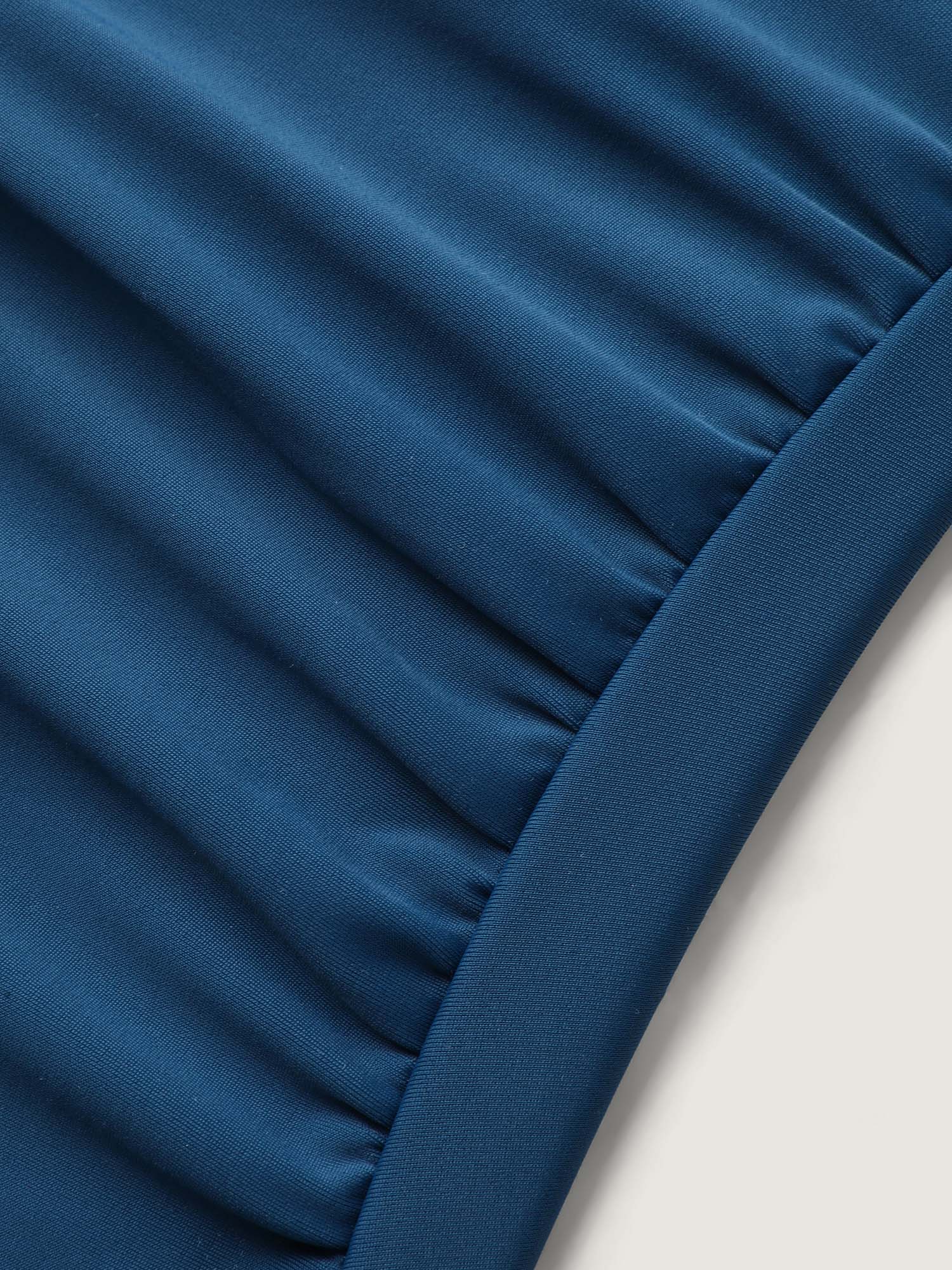 2b195df2-e7c6-447f-b6f2-aee1c955f735