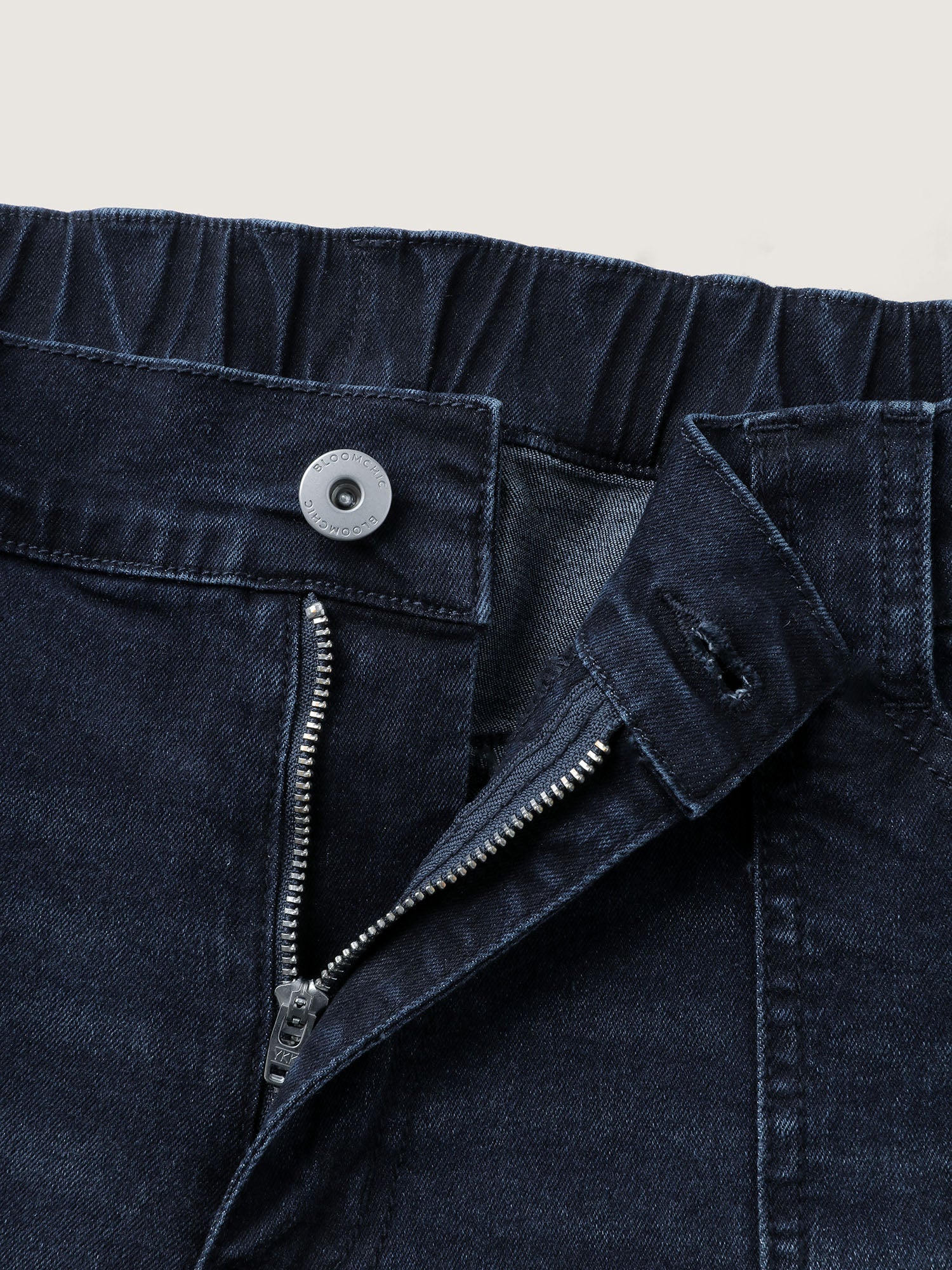 db9db46f-8406-4c32-8692-46d2846e6c6e