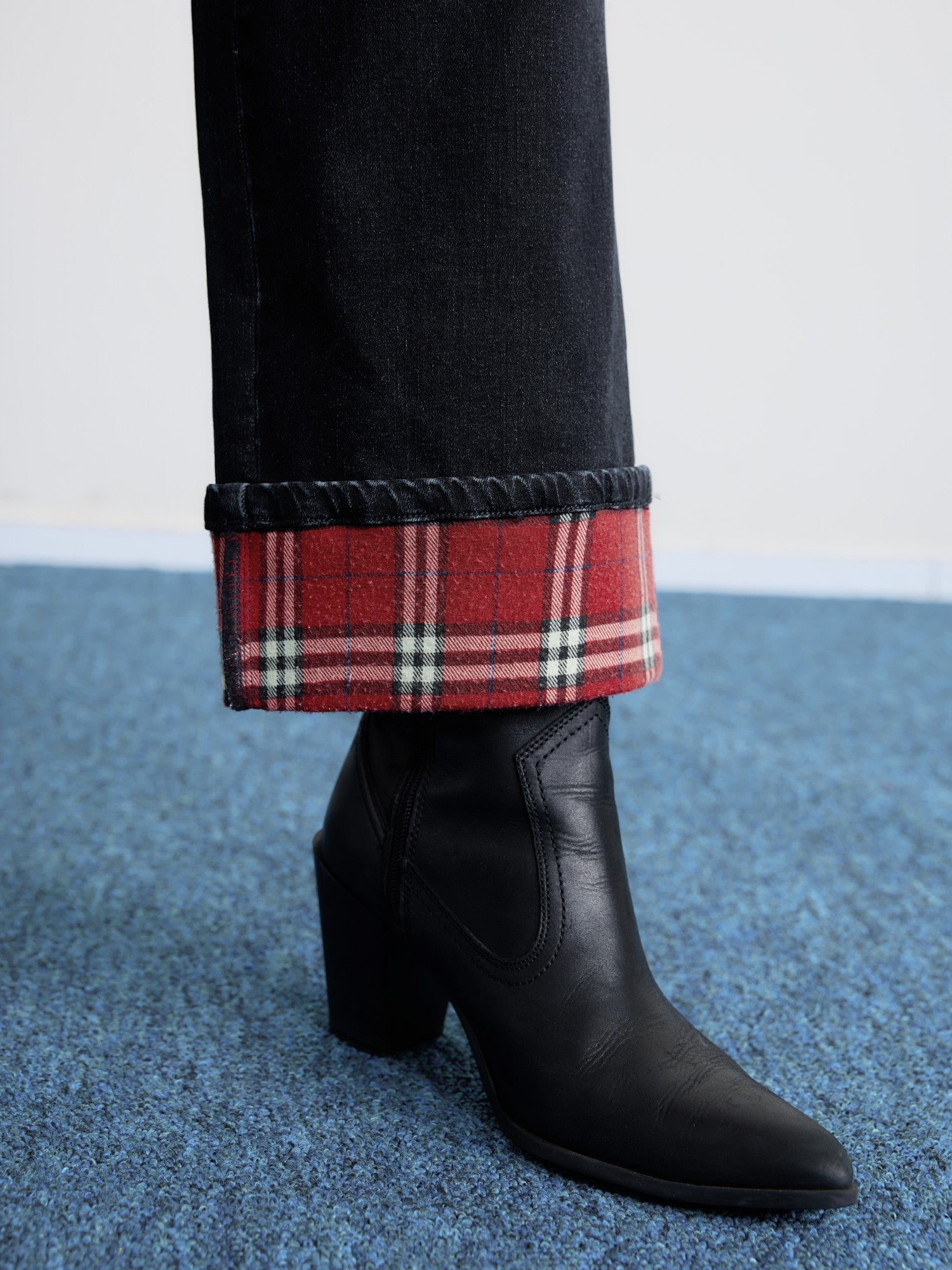 120b7df2-4736-43b5-bcf5-2736587bdf4a