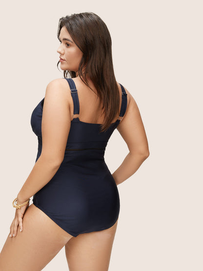 d9332098-99f4-4084-ad55-40365a6d4e6a