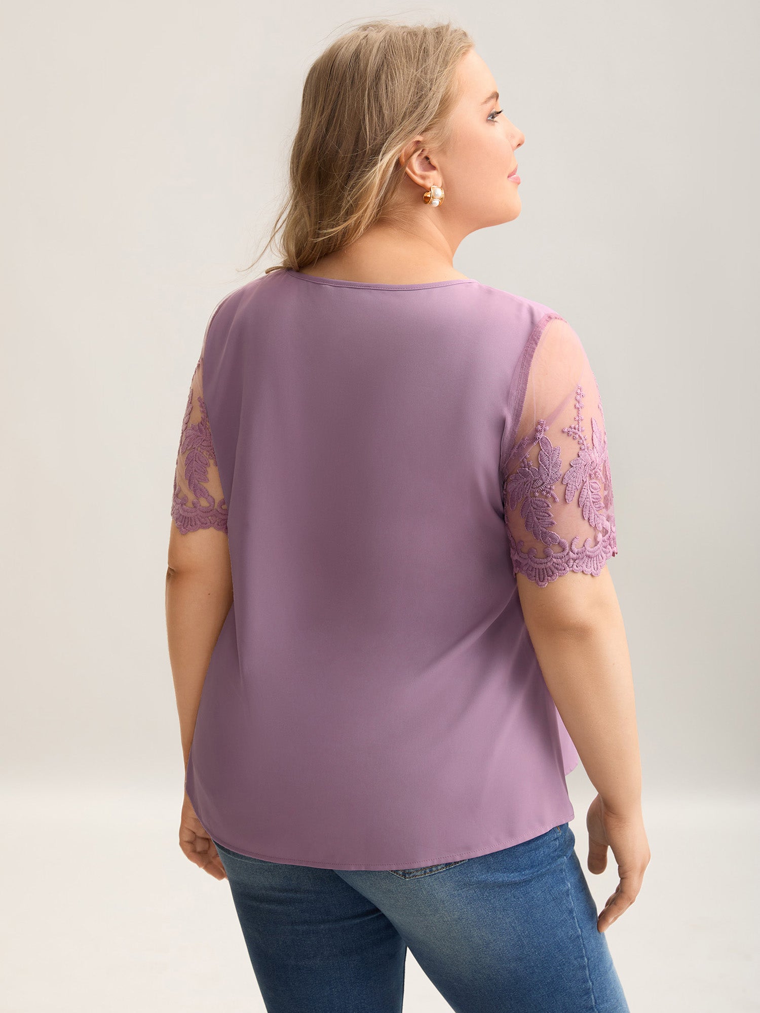 0ee68833-aed4-4ba9-b383-c667d7559f1b