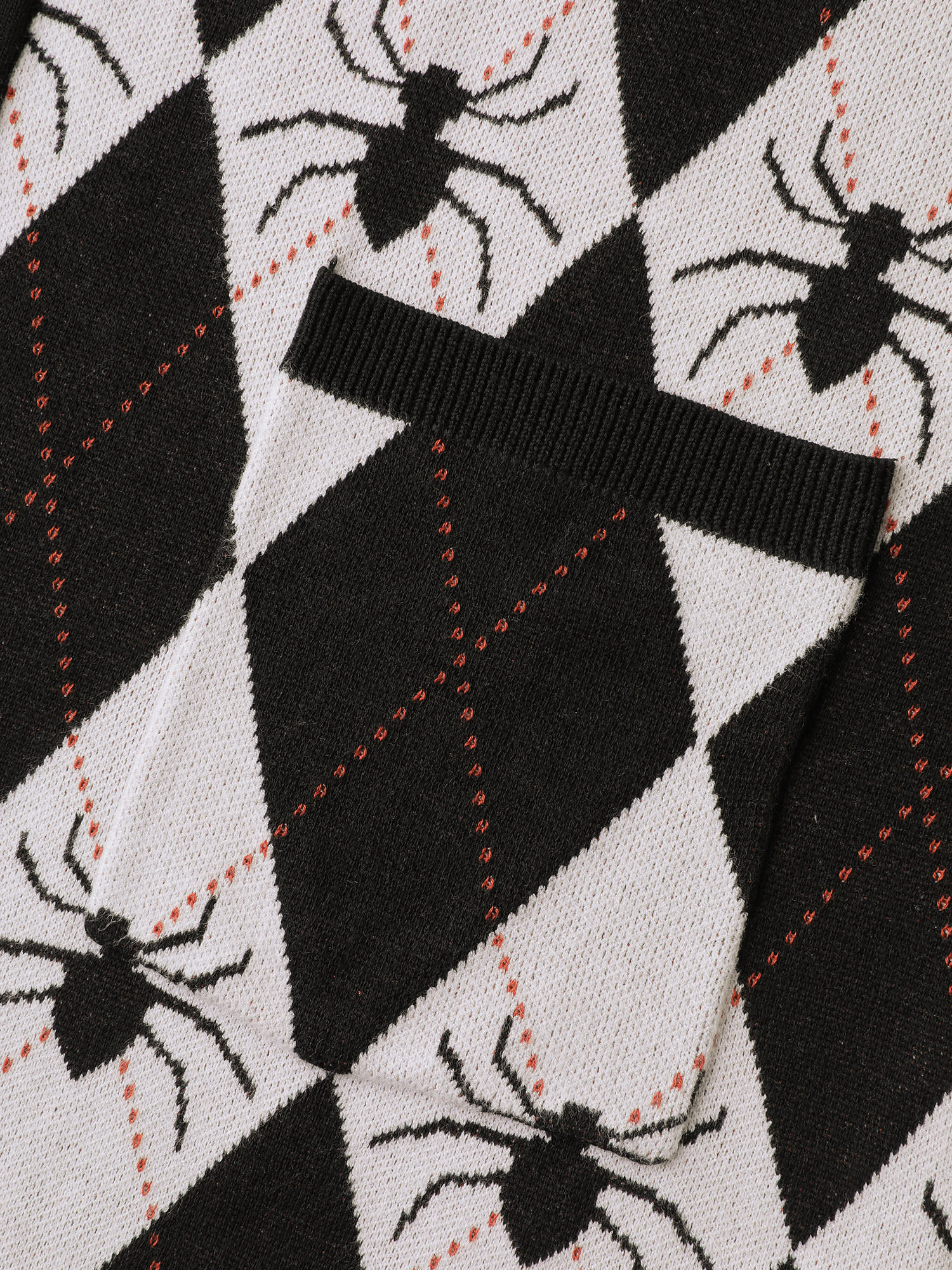 e40efe8a-7fc4-44d7-b355-1f3156032871